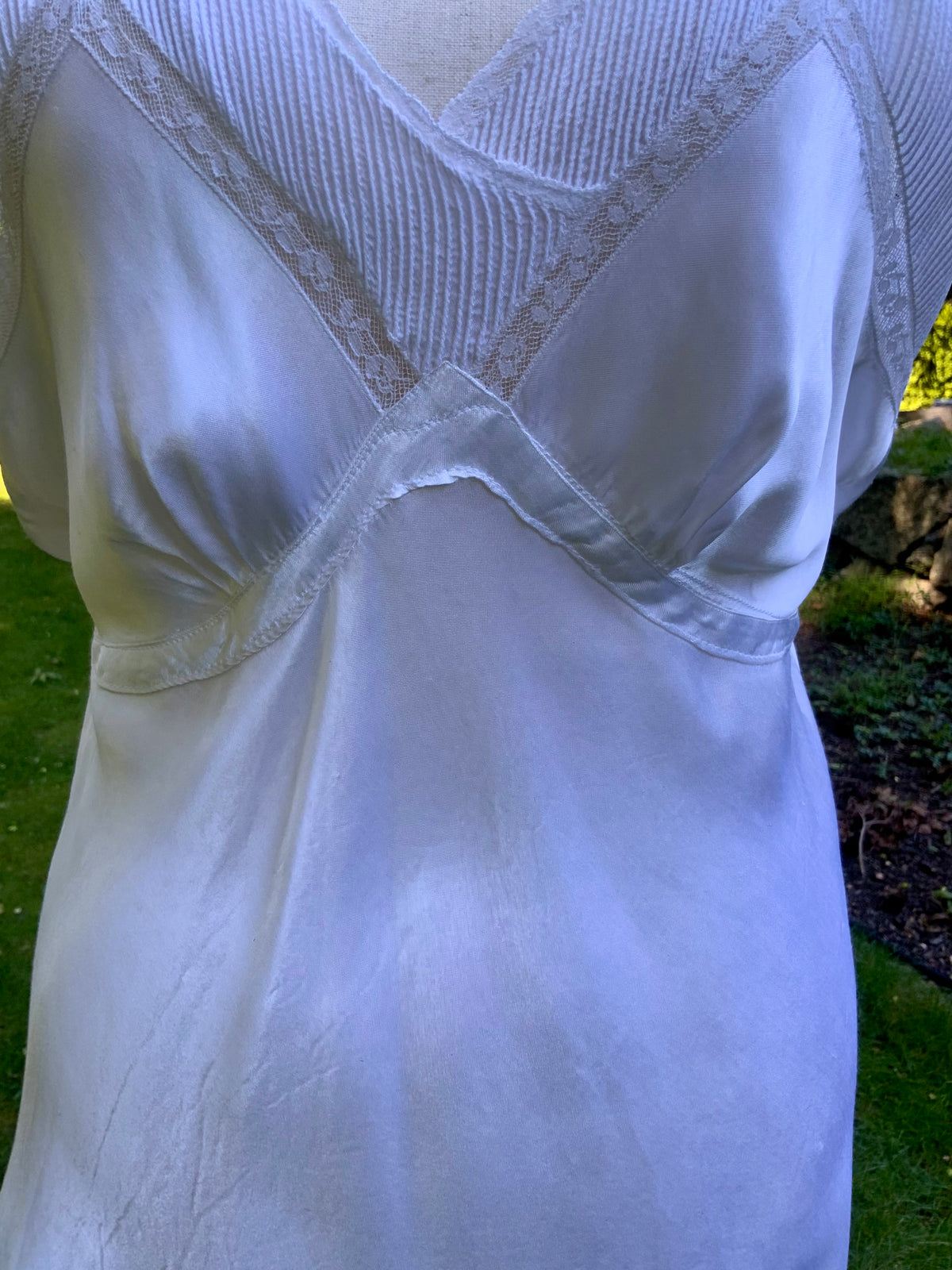 1930s White Satin Slip Dress Bias Cut Bridal Lingerie with Lace and Pleated Bust.40BU