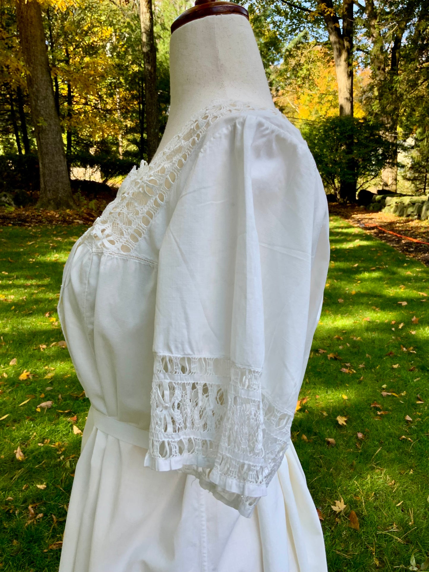 Edwardian White Cotton & Lace Nightgown | Heirloom Vintage  - 1905/1915 - ED21