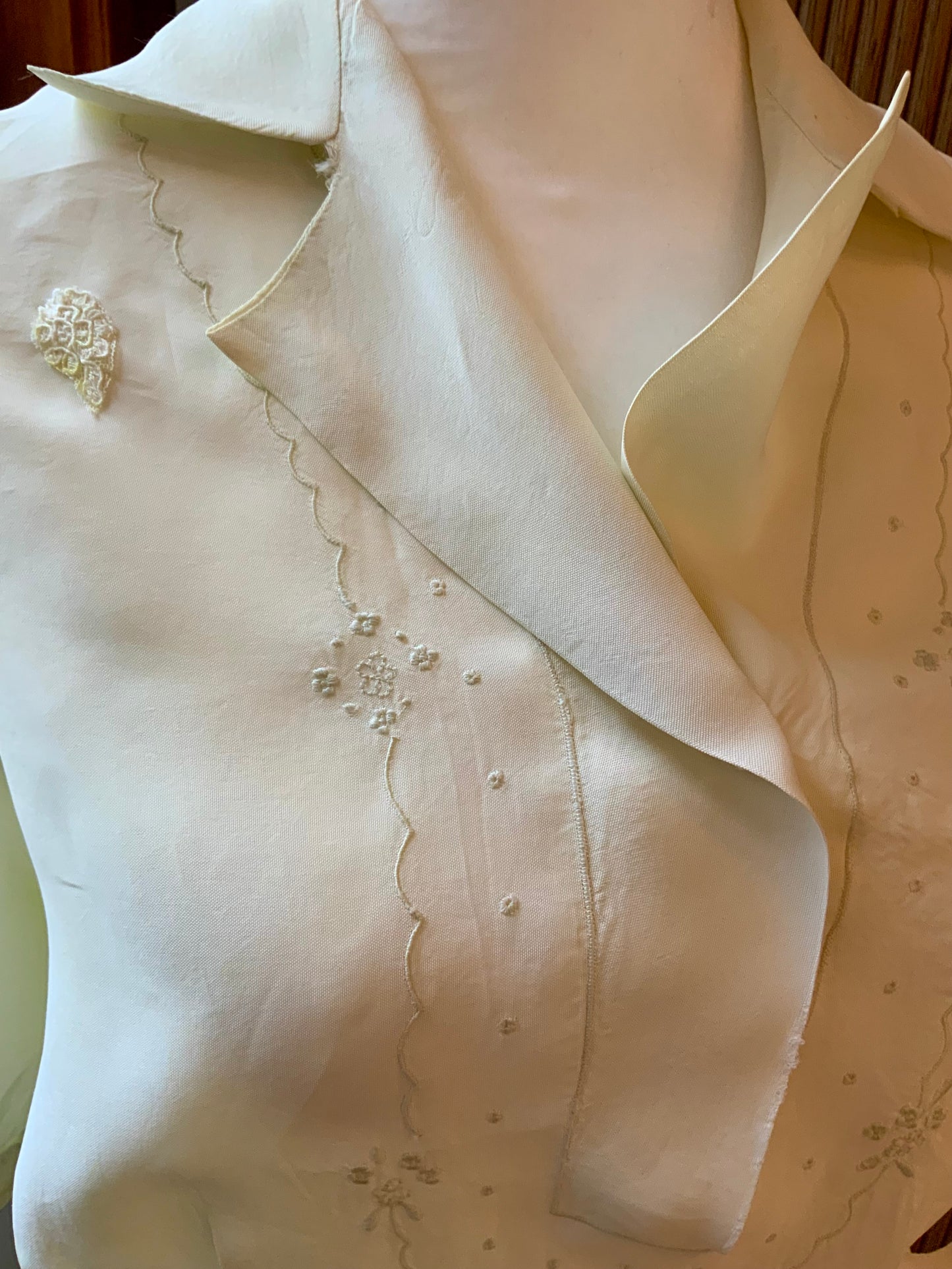 Authentic 1930s 1940s Ivory Silk Satin Day Dress Embroidered Vintage Dress- 40AO