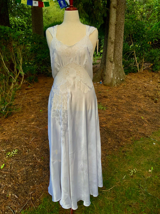1930s Ivory Satin Lace Slip Dress | Luxury Vintage Bias Cut Nightgown | Old Hollywood Bridal Boudoir Gown | Romantic Wedding Lingerie- Bridal Nightgown
-30xx