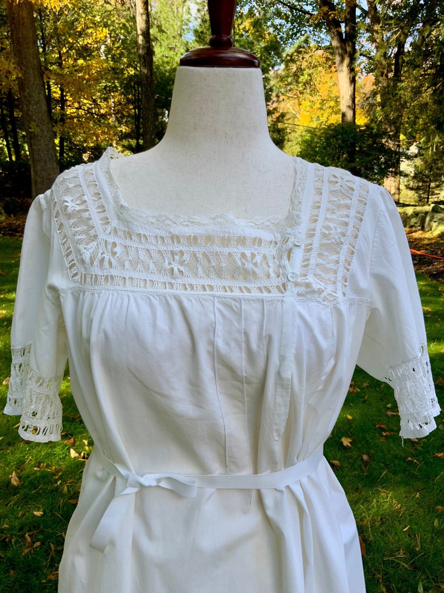 Edwardian White Cotton & Lace Nightgown | Heirloom Vintage  - 1905/1915 - ED21