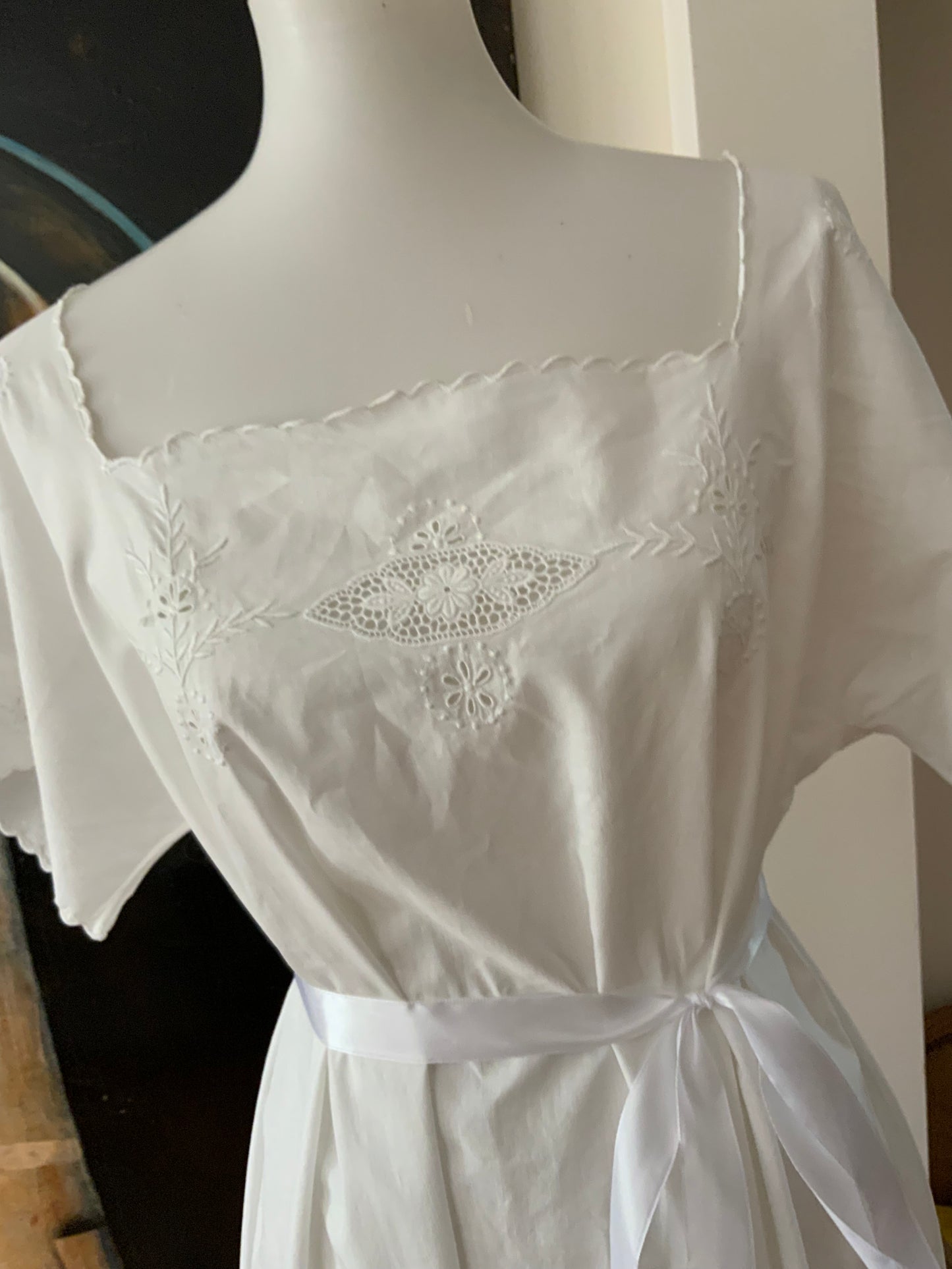 Edwardian Nightgown Cotton Cut Out Work and Embroidery - 1900