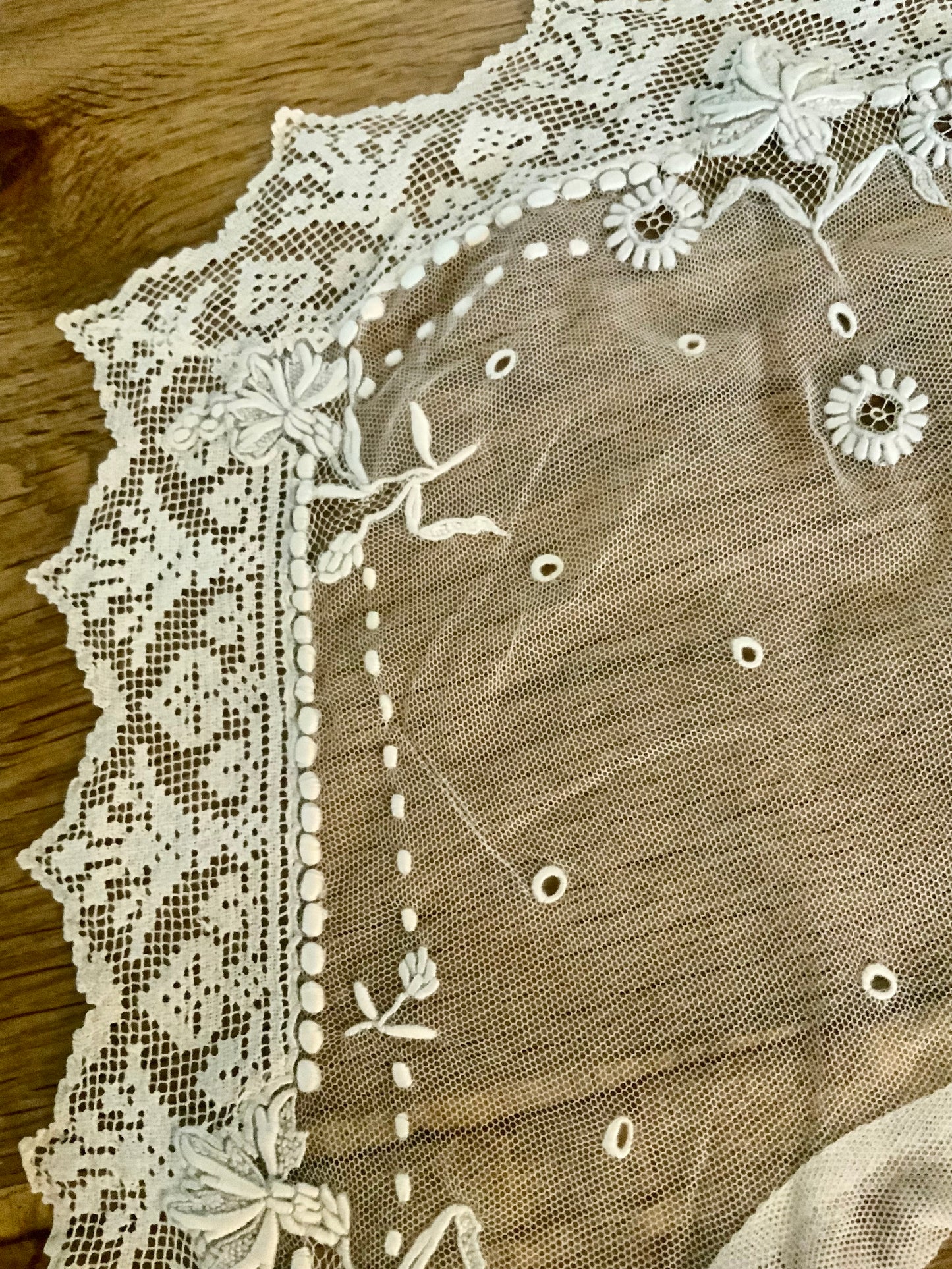 Filet Lace Collar - 1900