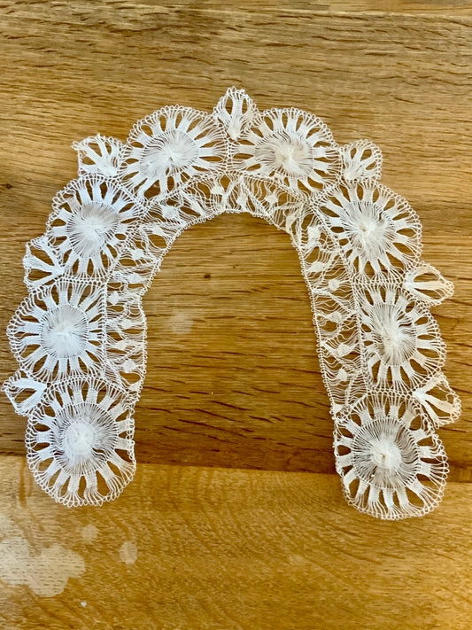 Antique Lace Collar Edwardian Tape Lace Rosette Design Handmade Delicate