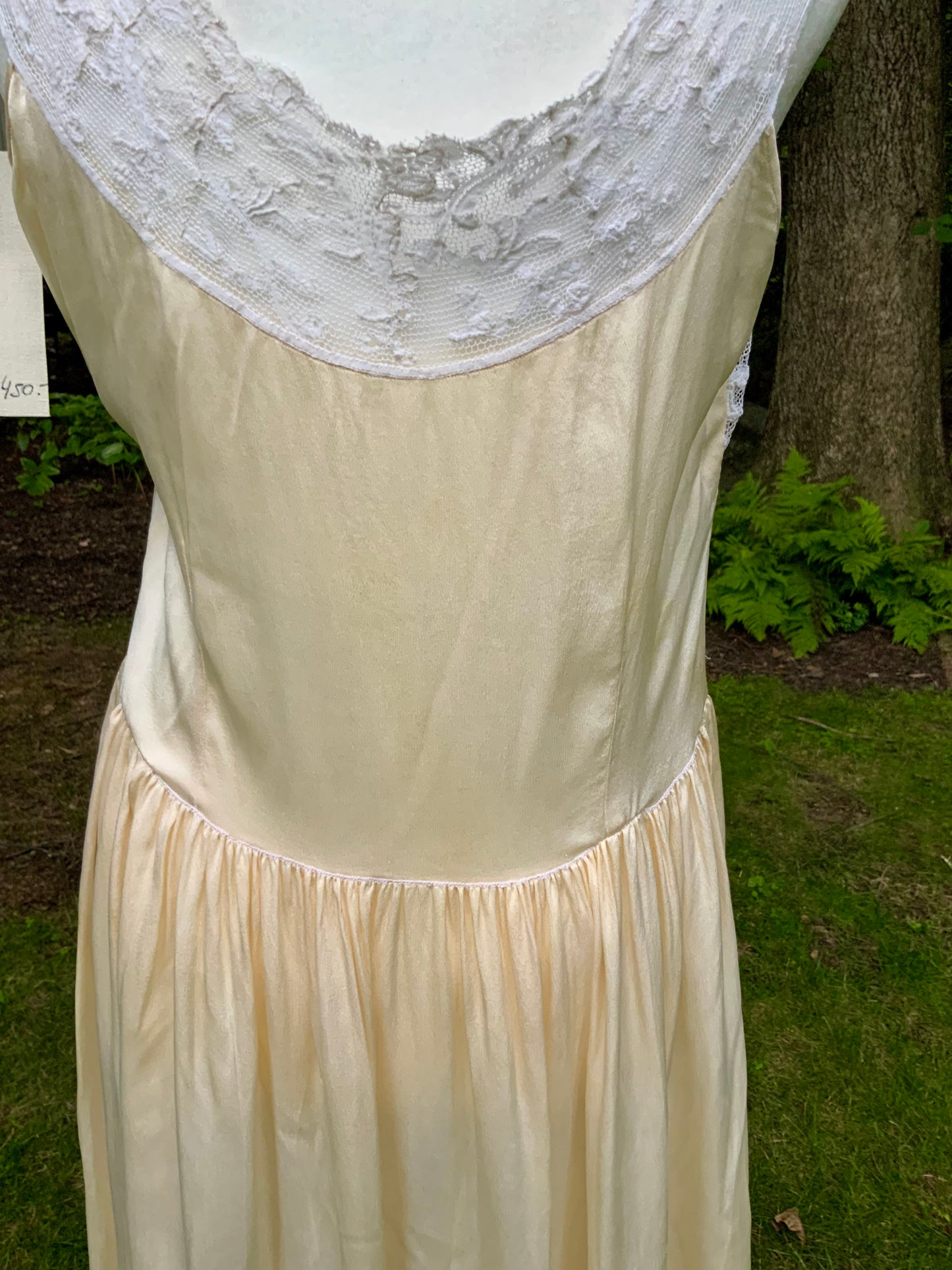 1930s Pure Silk and Lace Nightgown. Champagne Ivory Embroidered Gown. Romantic Bridal Slip Dress.30CG