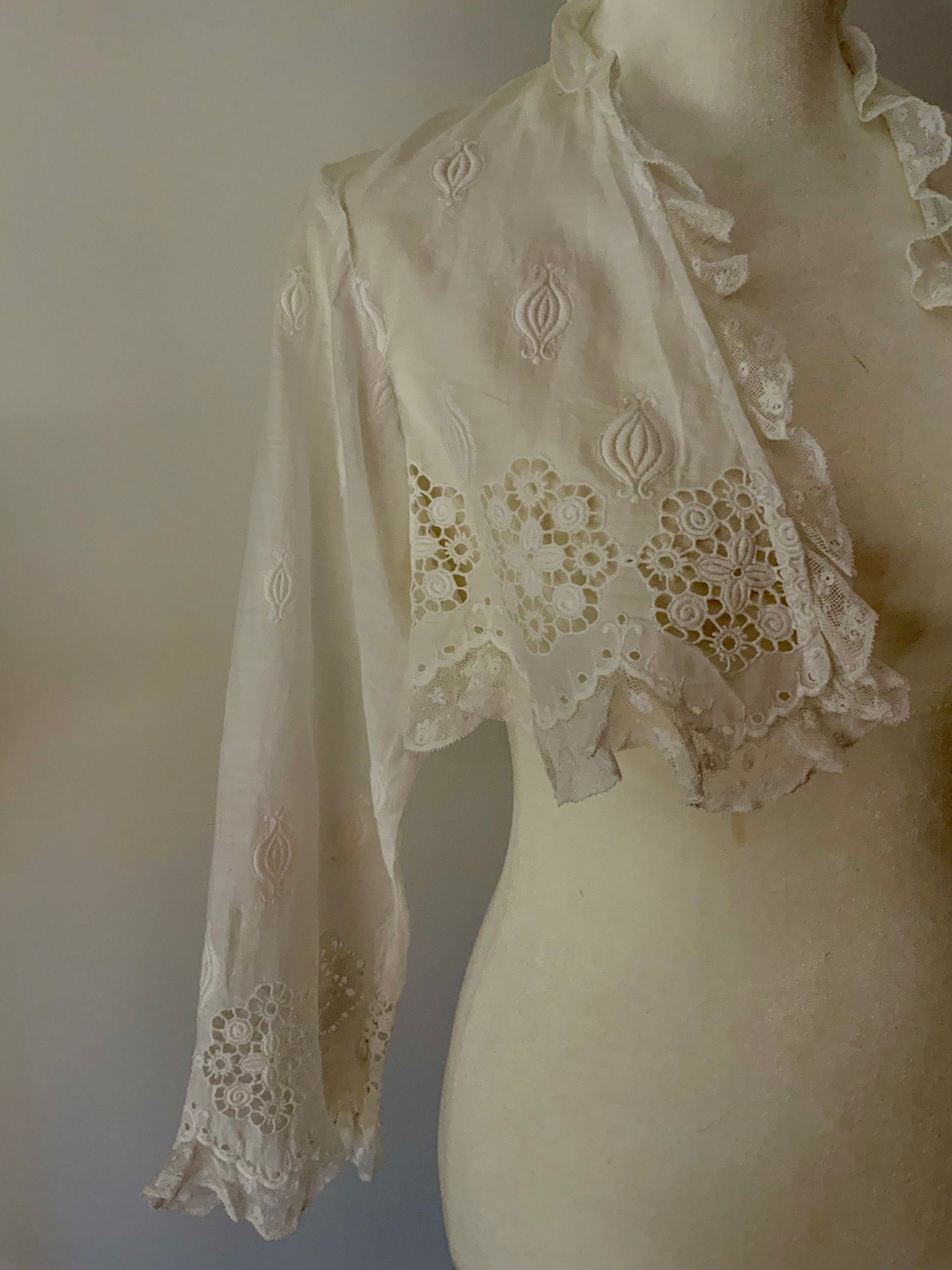 Antique Edwardian Lace Bed Jacket – Whitework Cotton Lingerie Bodice-ED43