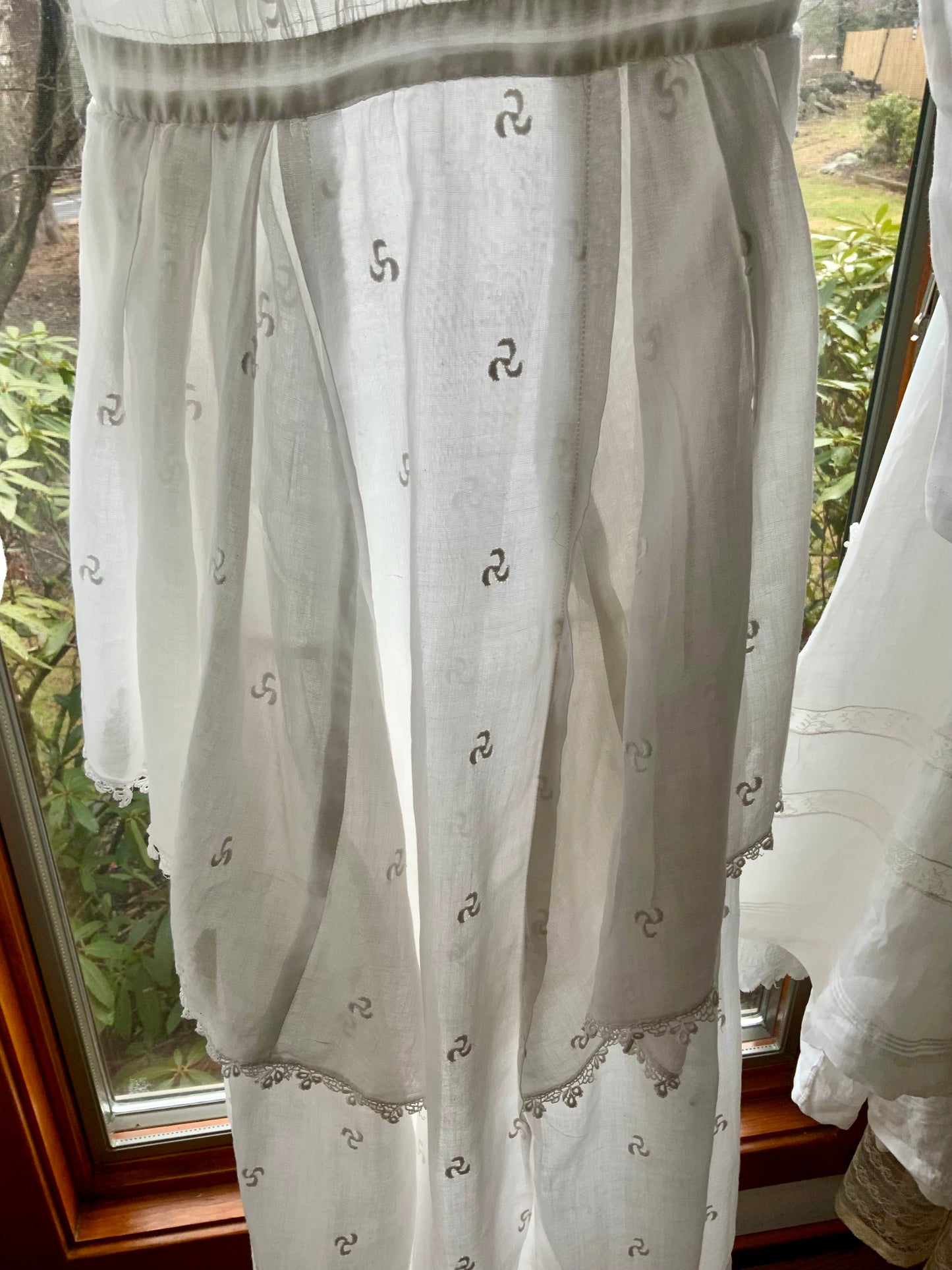 Edwardian Lingerie Dress 1915–1925 Sheer Embroidered Cotton with Lace Detail-ED73