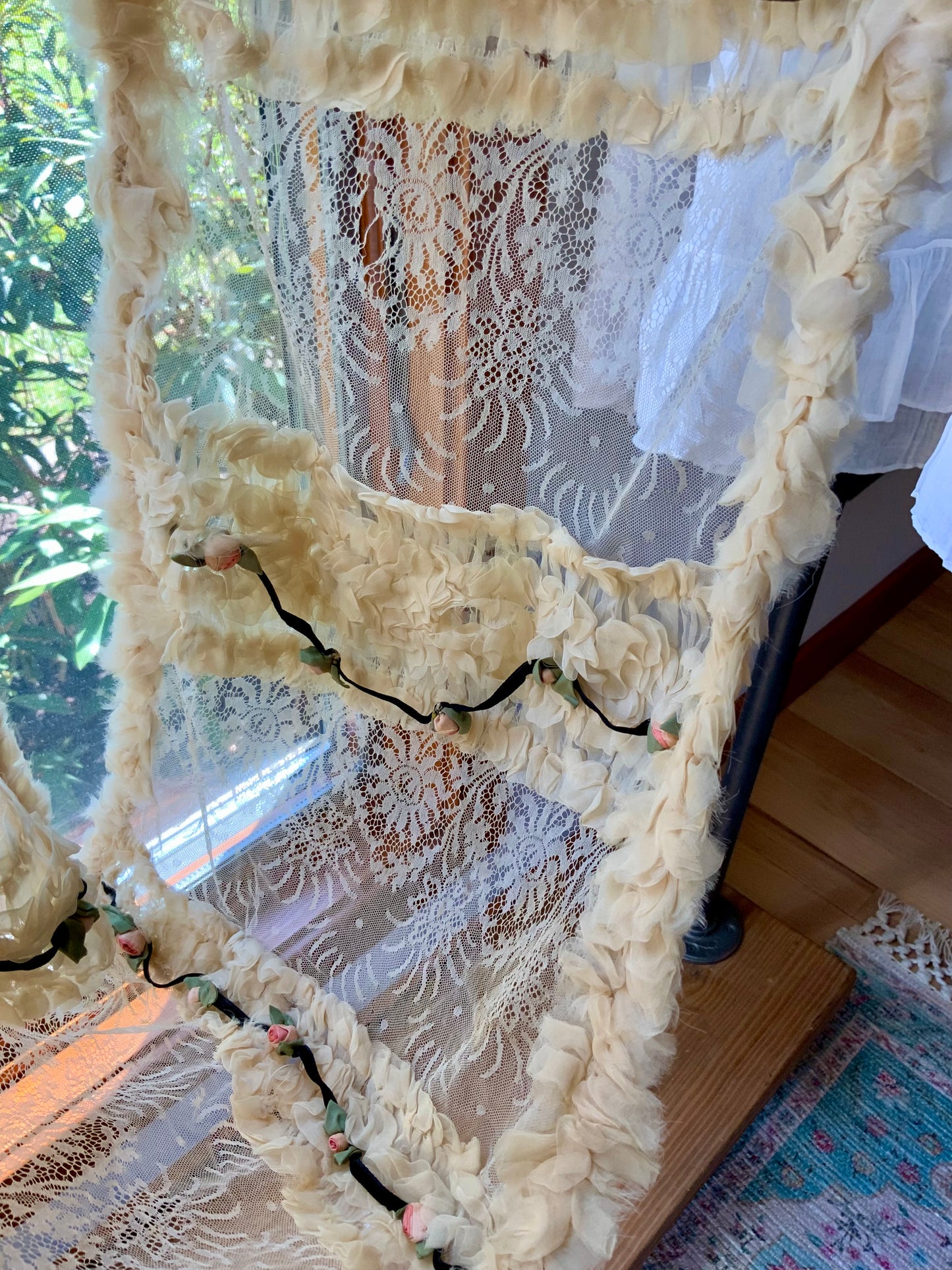 Rare Antique Edwardian Lace & Chiffon Ruffle Scarf Shawl w/ Ribbon Rosettes – Iconic -VI1734j