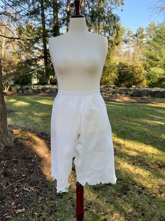 Antique Edwardian Split Drawers Bloomers – White Cotton Lingerie Pants with Hand Embroidery & Lace Hem – Early 1900s-ED71