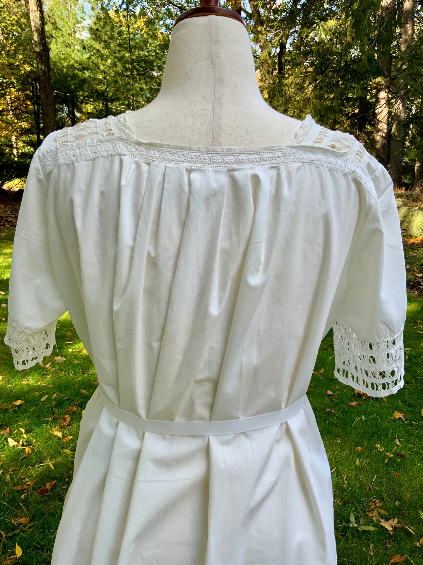 Edwardian White Cotton & Lace Nightgown | Heirloom Vintage  - 1905/1915 - ED21