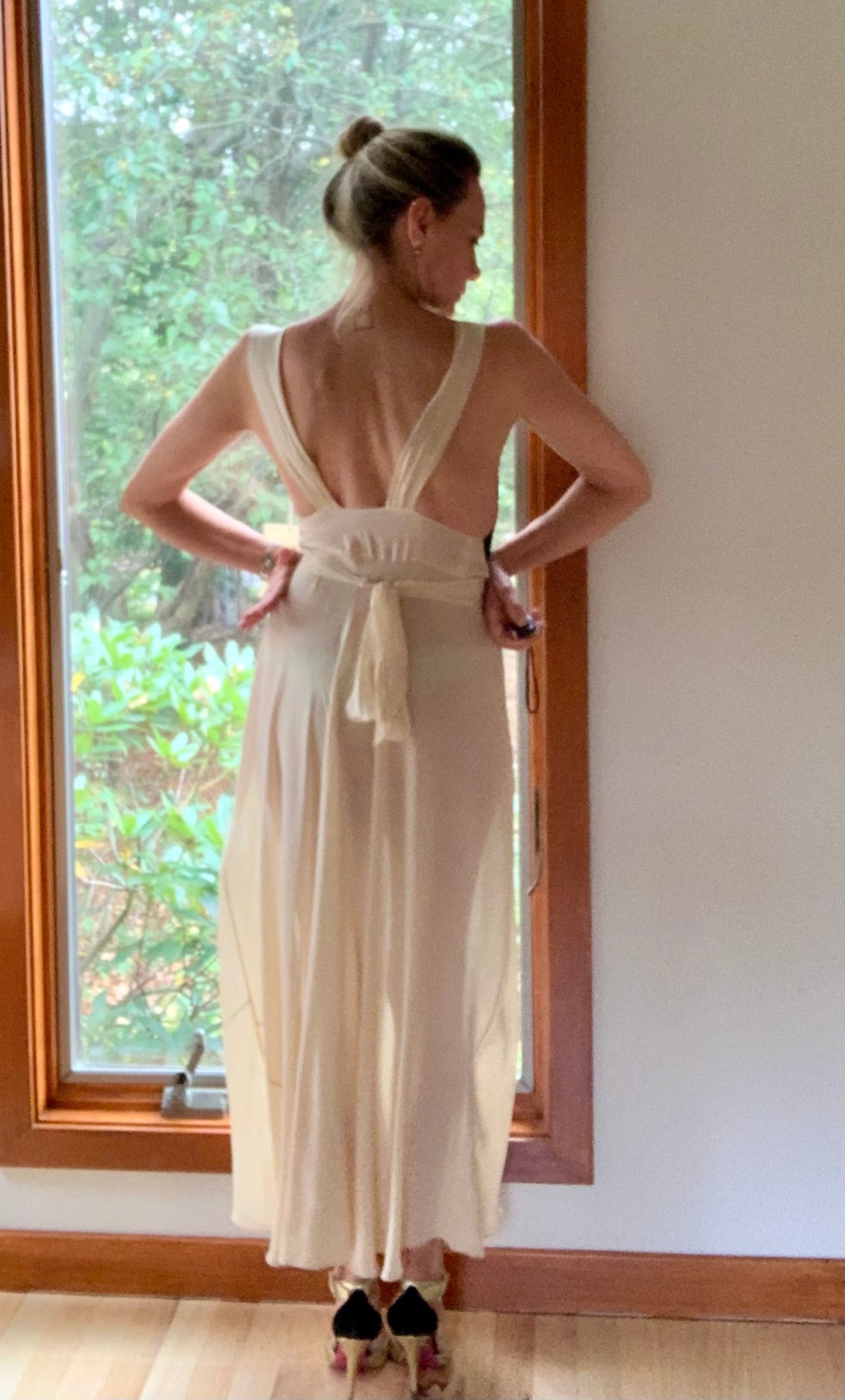 Silk Nightgown - Black Lace Embelishment - 30s - 30AO