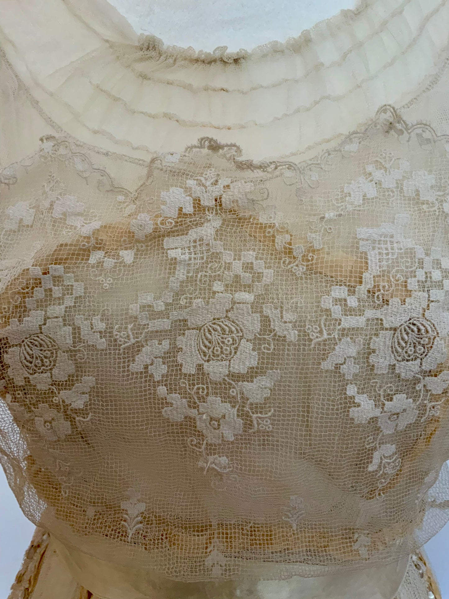 Antique Tulle Dress -Filet Lace – Early 1900s – ED40
