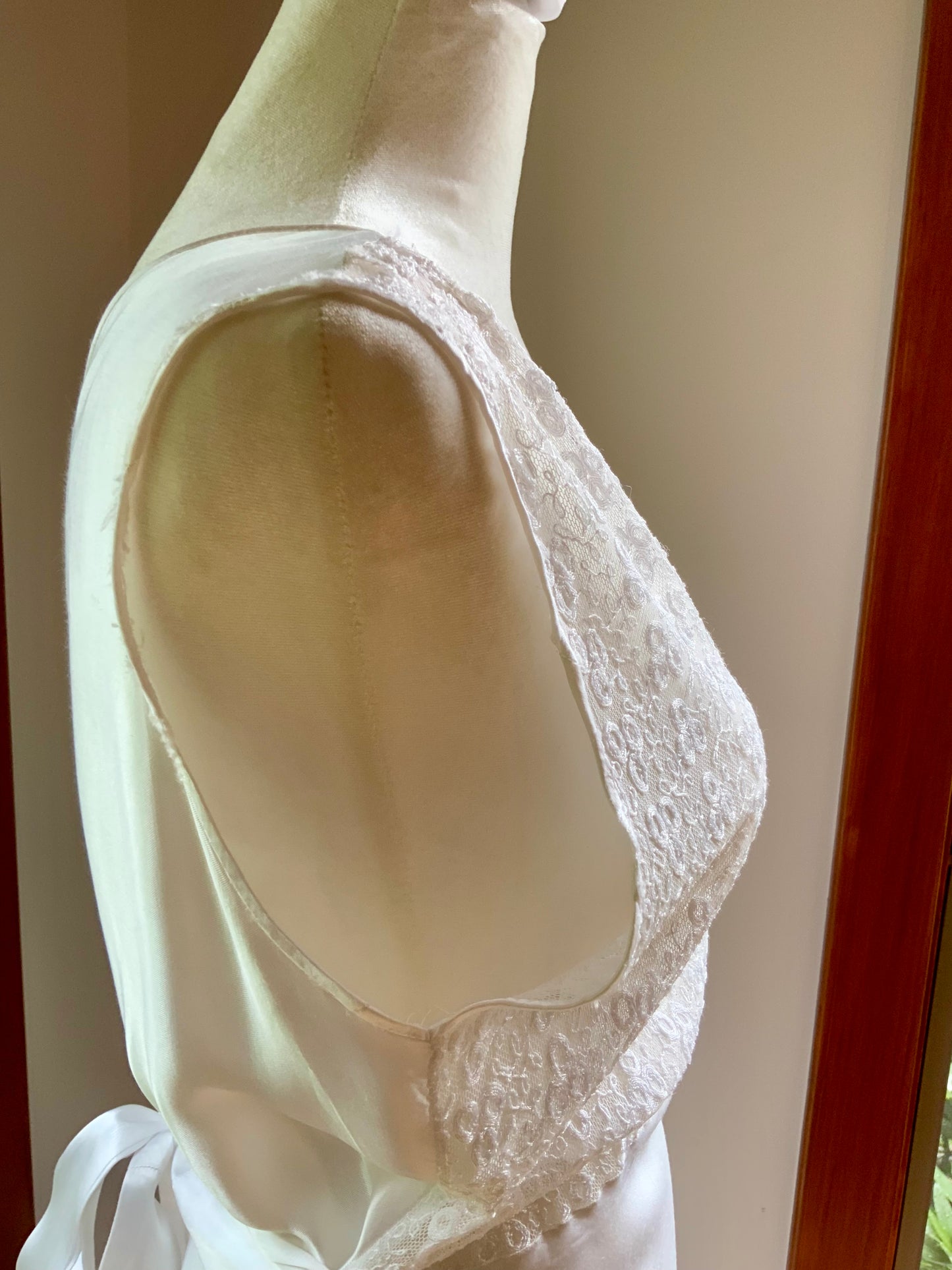 1930s Bridal Boudoir Gown | White Silk Satin Bias Cut Nightgown | Embroidered Lace Bodice | Old Hollywood Lingerie-30DH