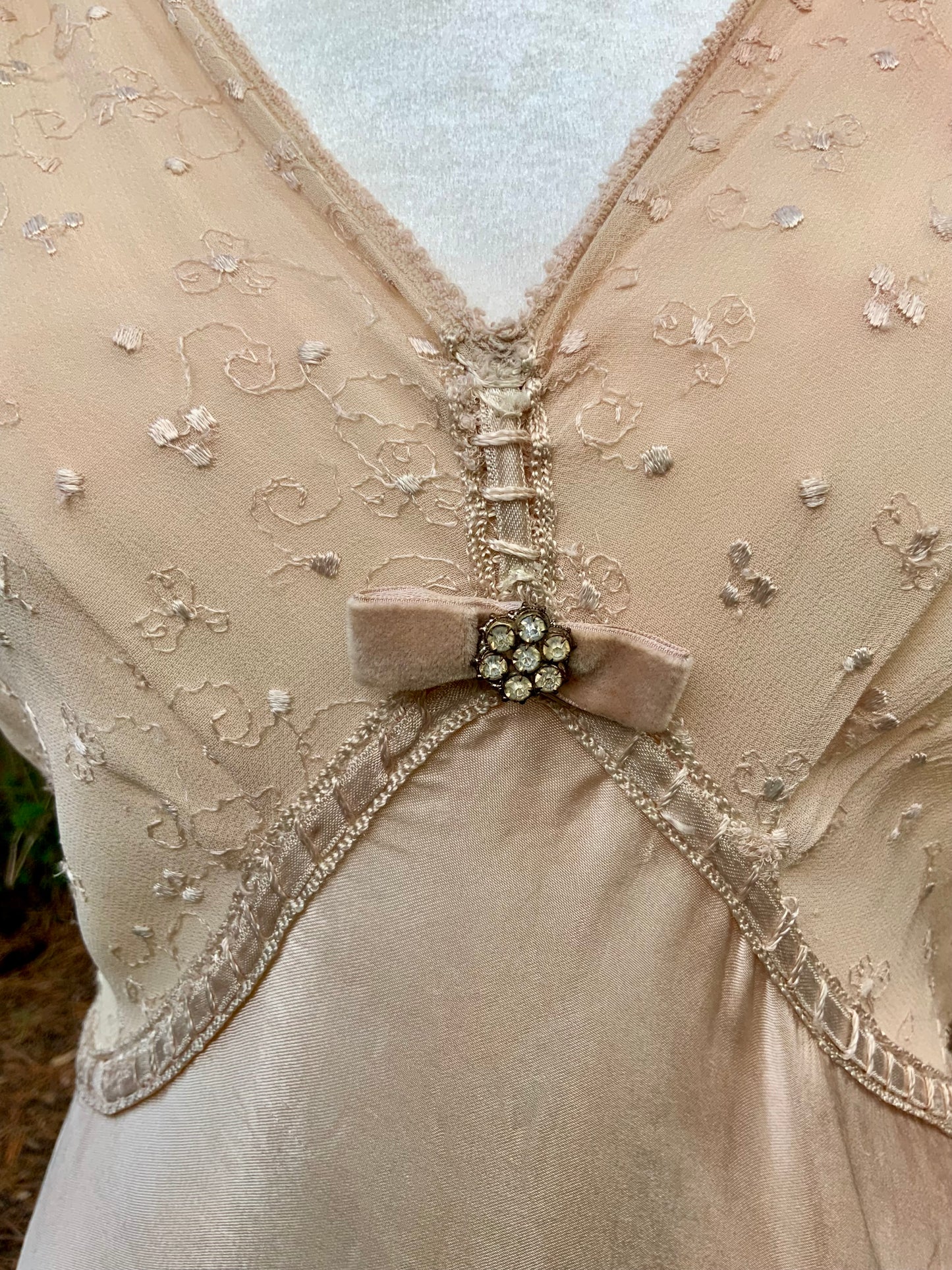 Late 1930s Tea Dyed Champagne Satin Gown Hollywood Glamour Vintage Bridal Slip Dress Boudoir-40BM