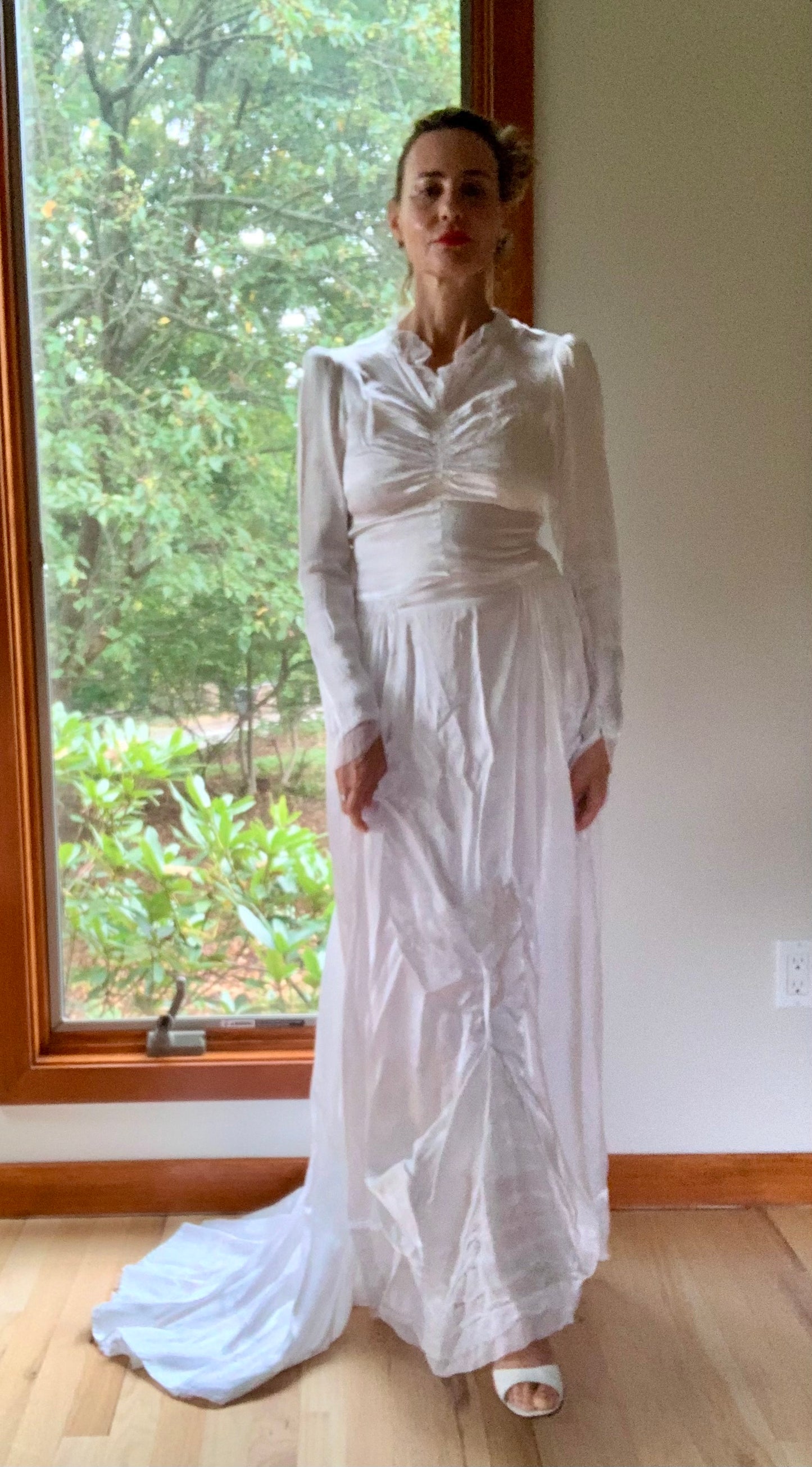 Satin Wedding Dress - 40s -40AI