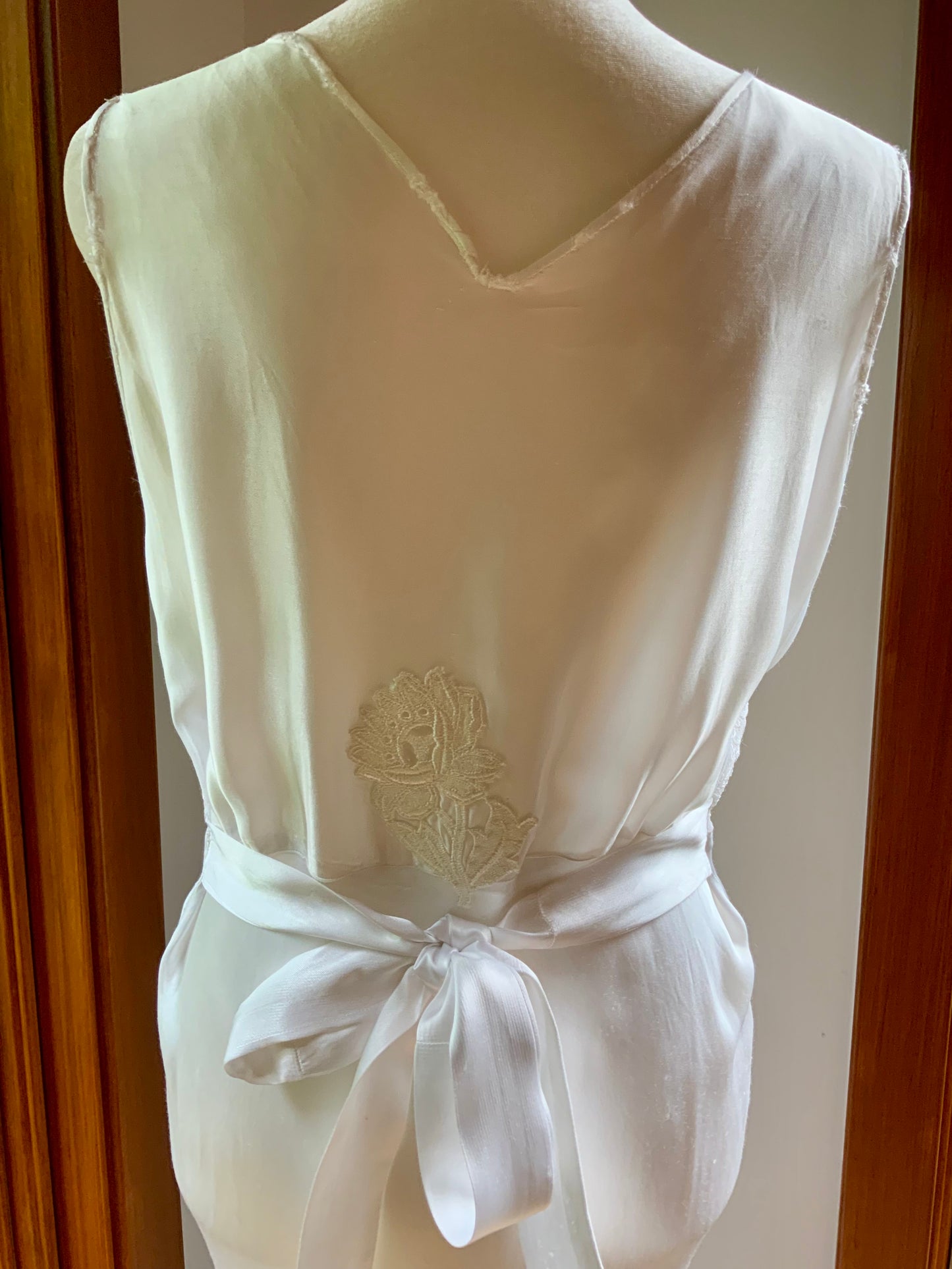 1930s Bridal Boudoir Gown | White Silk Satin Bias Cut Nightgown | Embroidered Lace Bodice | Old Hollywood Lingerie-30DH