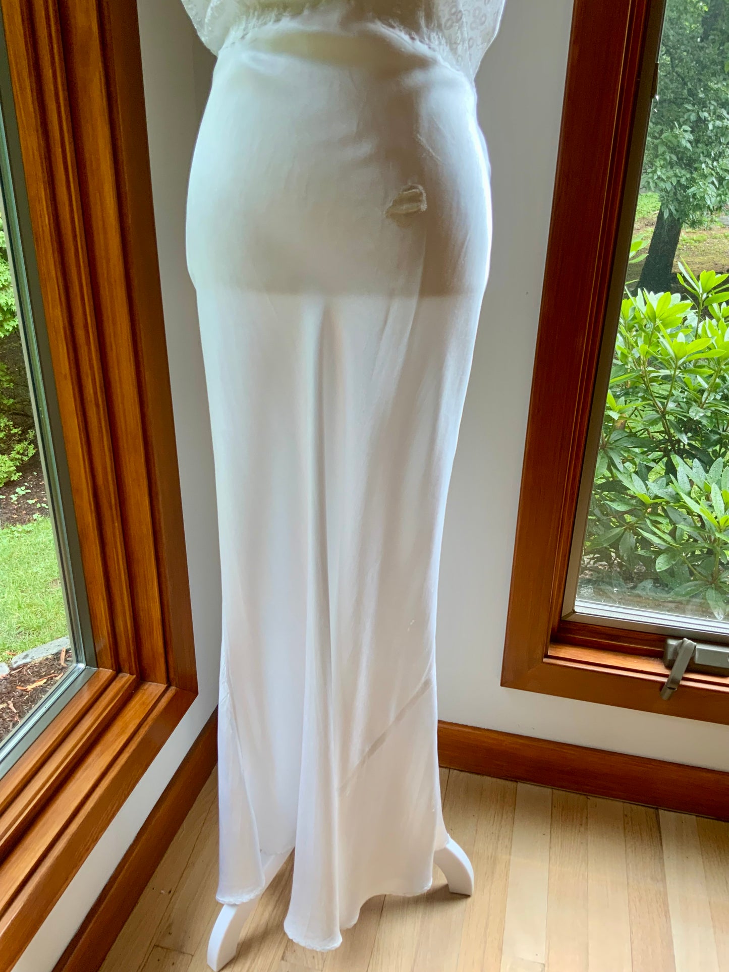 1930s Bridal Boudoir Gown | White Silk Satin Bias Cut Nightgown | Embroidered Lace Bodice | Old Hollywood Lingerie-30DH