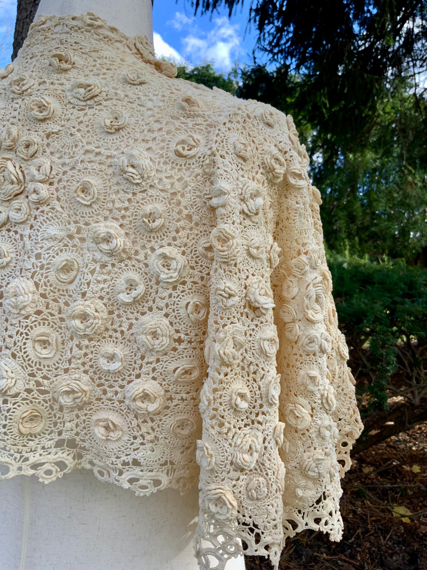 1930s–40s Hand-Crocheted Irish Lace Jacket — Antique Ivory Floral Jaclet-30AW