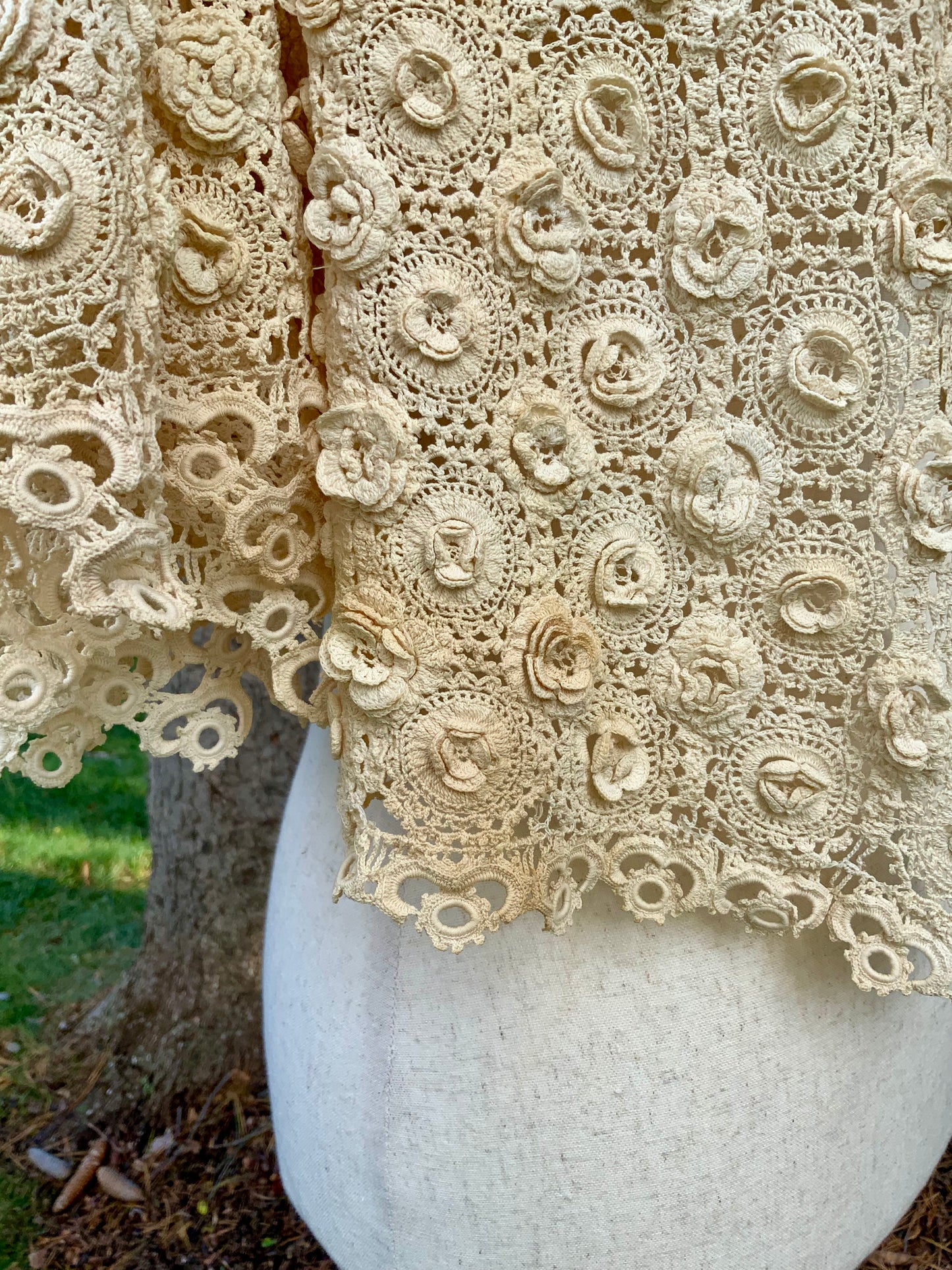 1930s–40s Hand-Crocheted Irish Lace Jacket — Antique Ivory Floral Jaclet-30AW