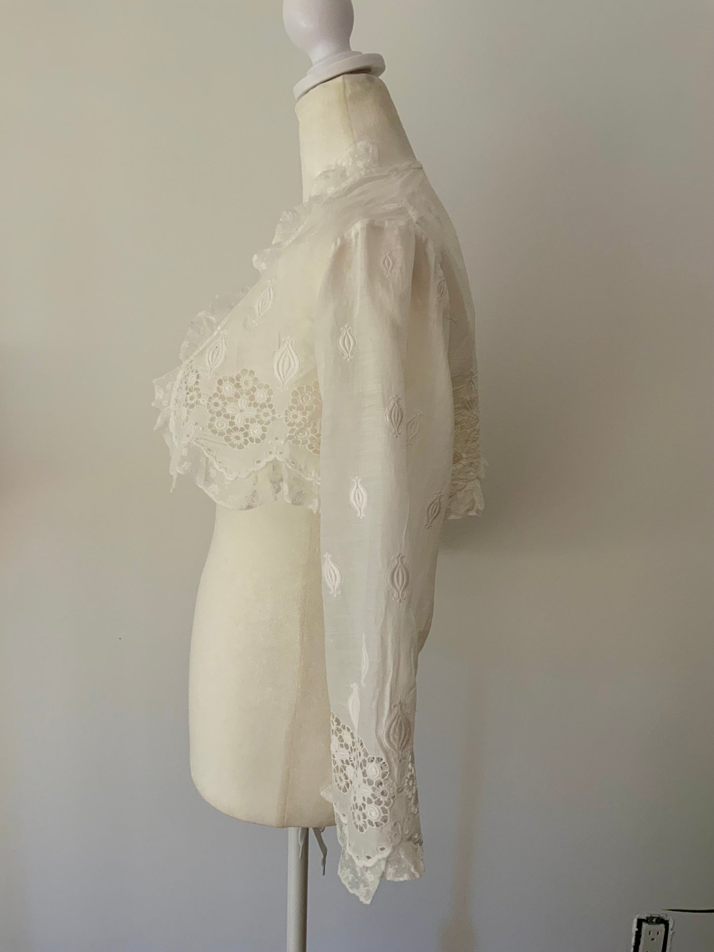 Antique Edwardian Lace Bed Jacket – Whitework Cotton Lingerie Bodice-ED43