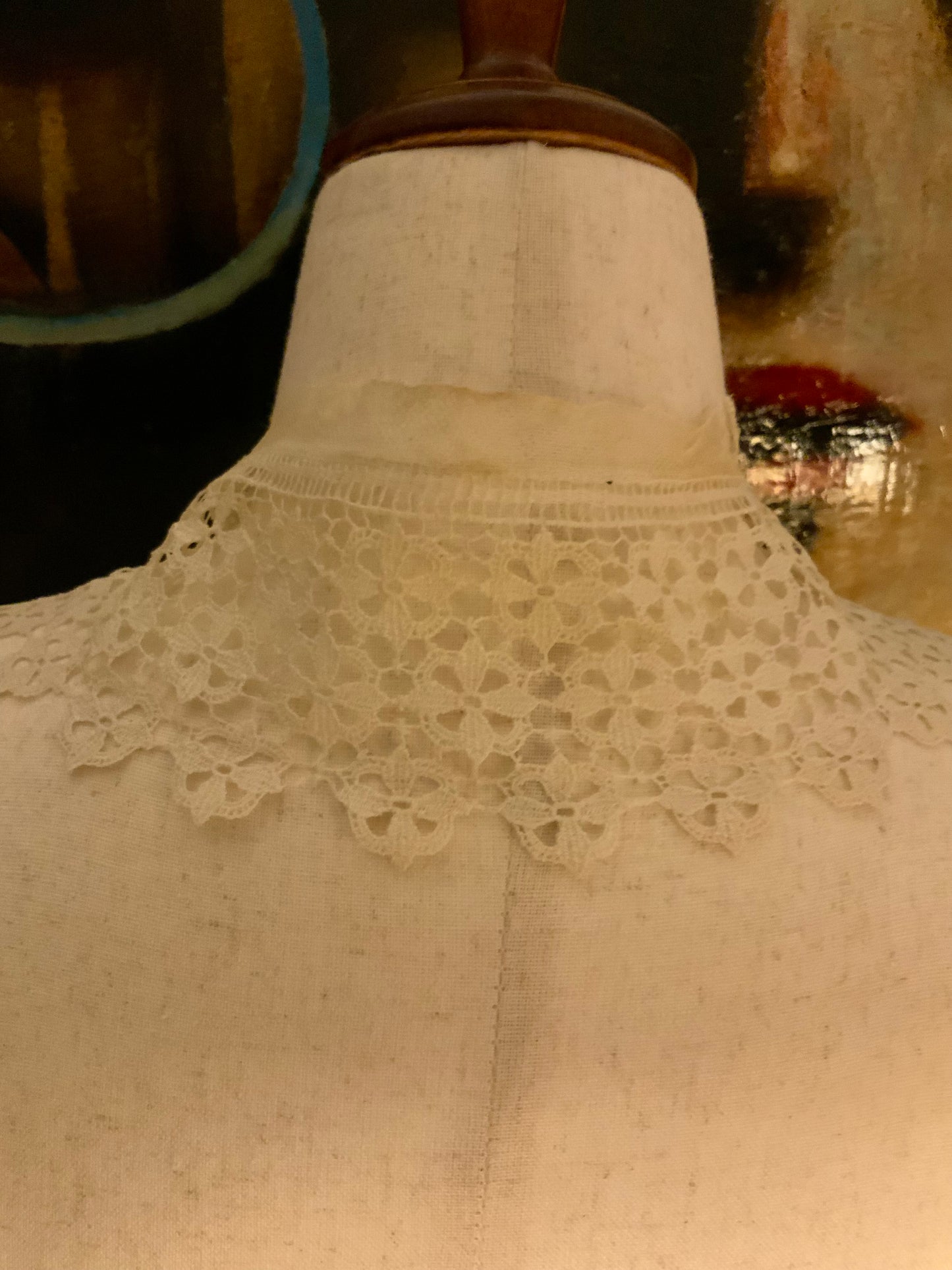 Antique lace collar or trim with delicate floral pattern, ideal for styling, layering, or textile restoration projects.
