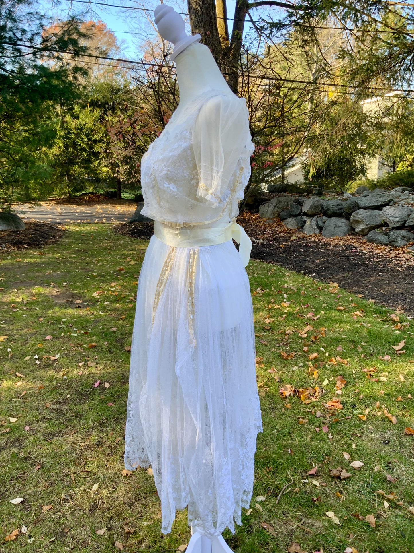 Antique Tulle Dress -Filet Lace – Early 1900s – ED40