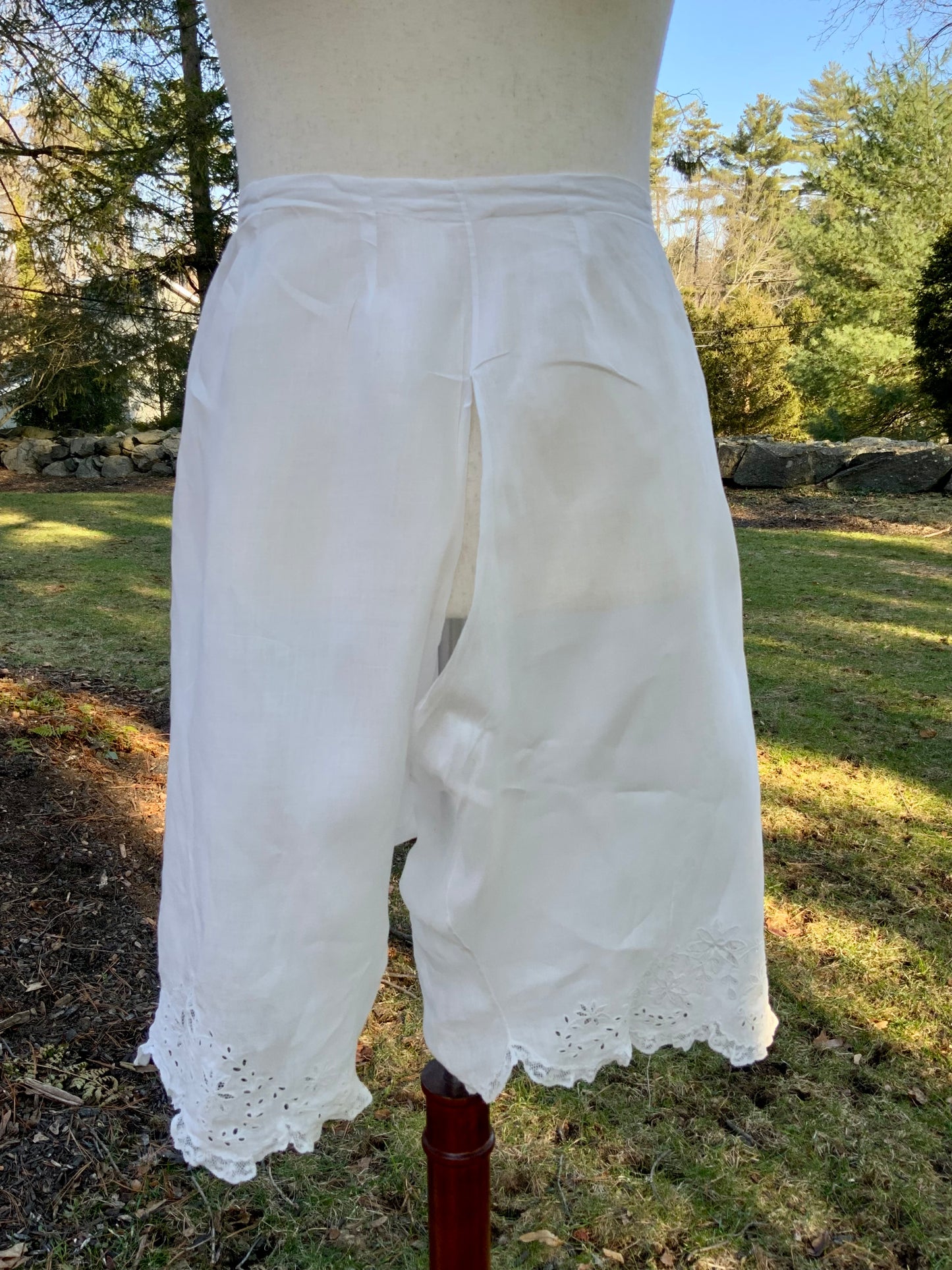 Antique Edwardian Split Drawers Bloomers – White Cotton Lingerie Pants with Hand Embroidery & Lace Hem – Early 1900s-ED71