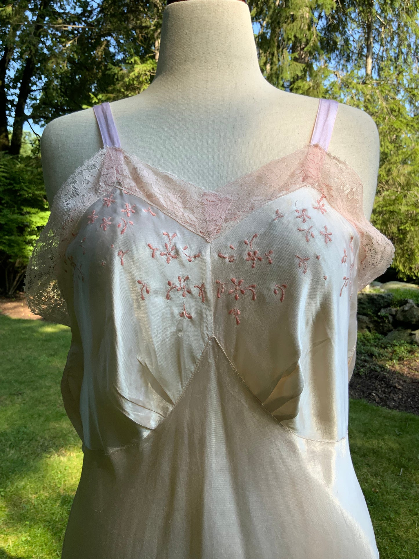 1940s Pink Embroidered Satin Slip Dress. Ivory Lace Lingerie. Romantic Boudoir Gown.40CA