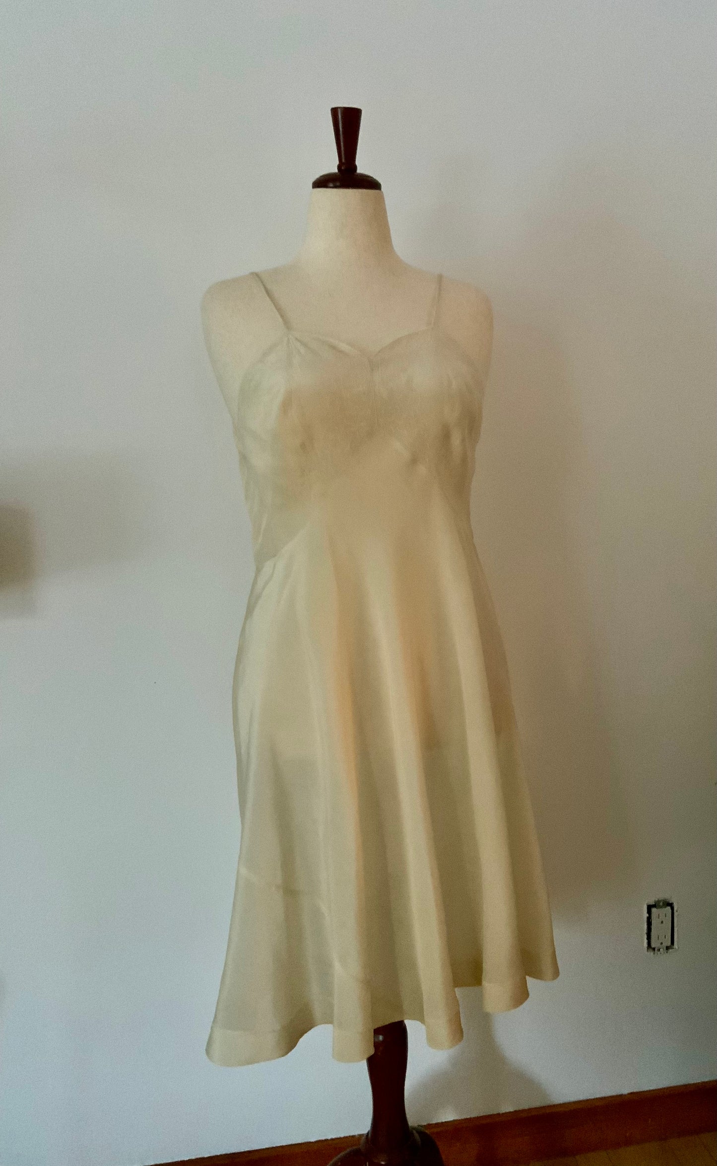 Antique silk lingerie slip, circa 1918–1922, featuring rare open-back drawstring construction and hand-embroidered bust panels- 20AR