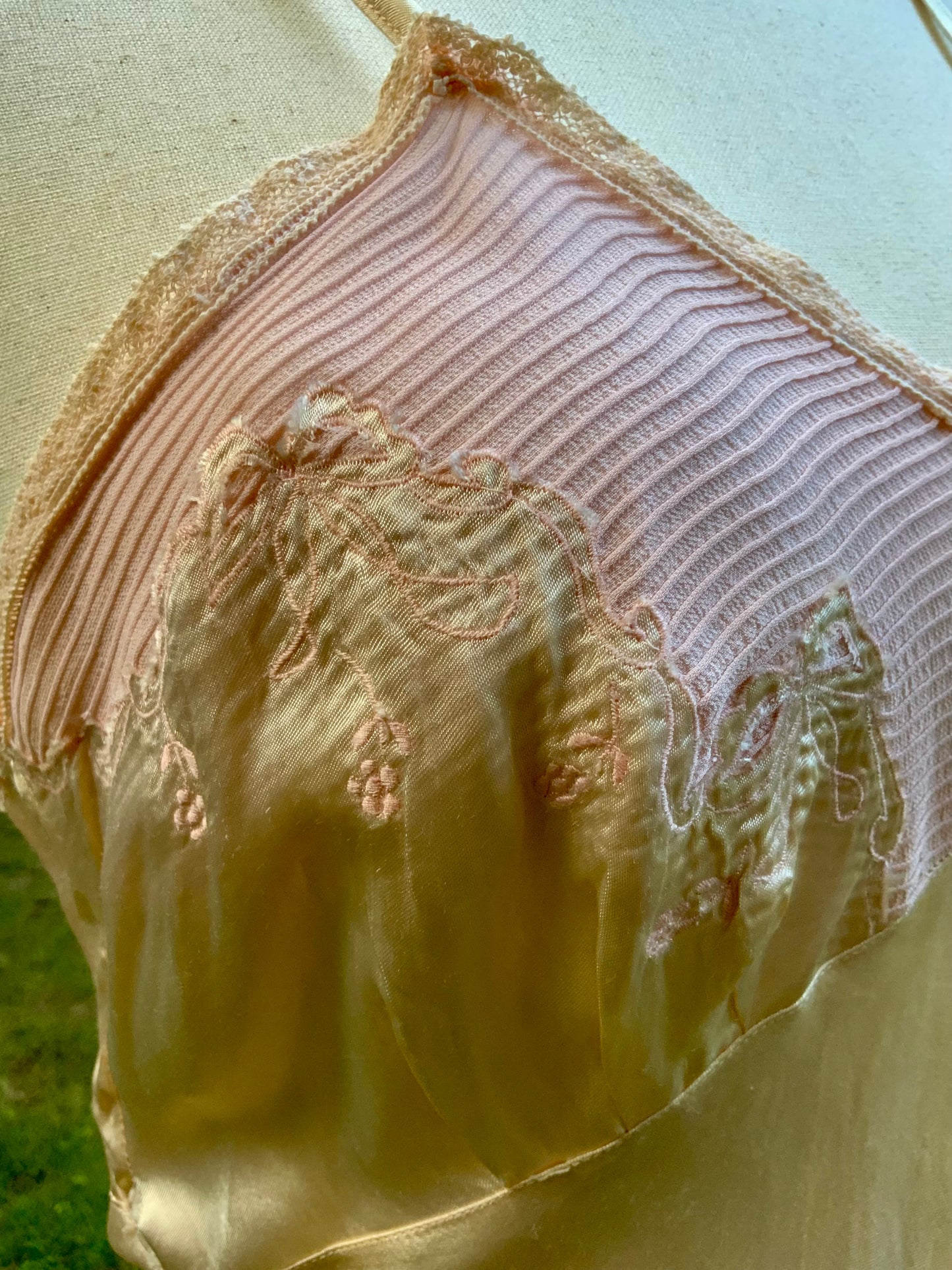 Late 1930s Peach Satin Slip Dress. Blush Pink Bodice. Floral Embroidery. Luxury Vintage Lingerie-40BR