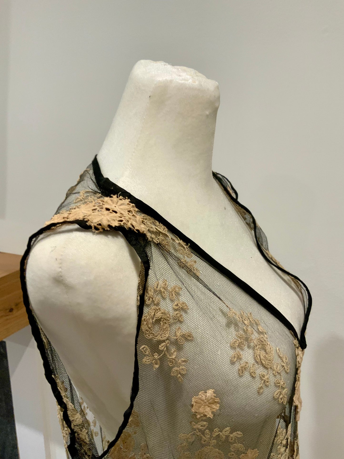 Rare 1920s French Lace Dress. Black Net & Pink Floral Embroidery. Restored Antique Flapper Dress.20AT.