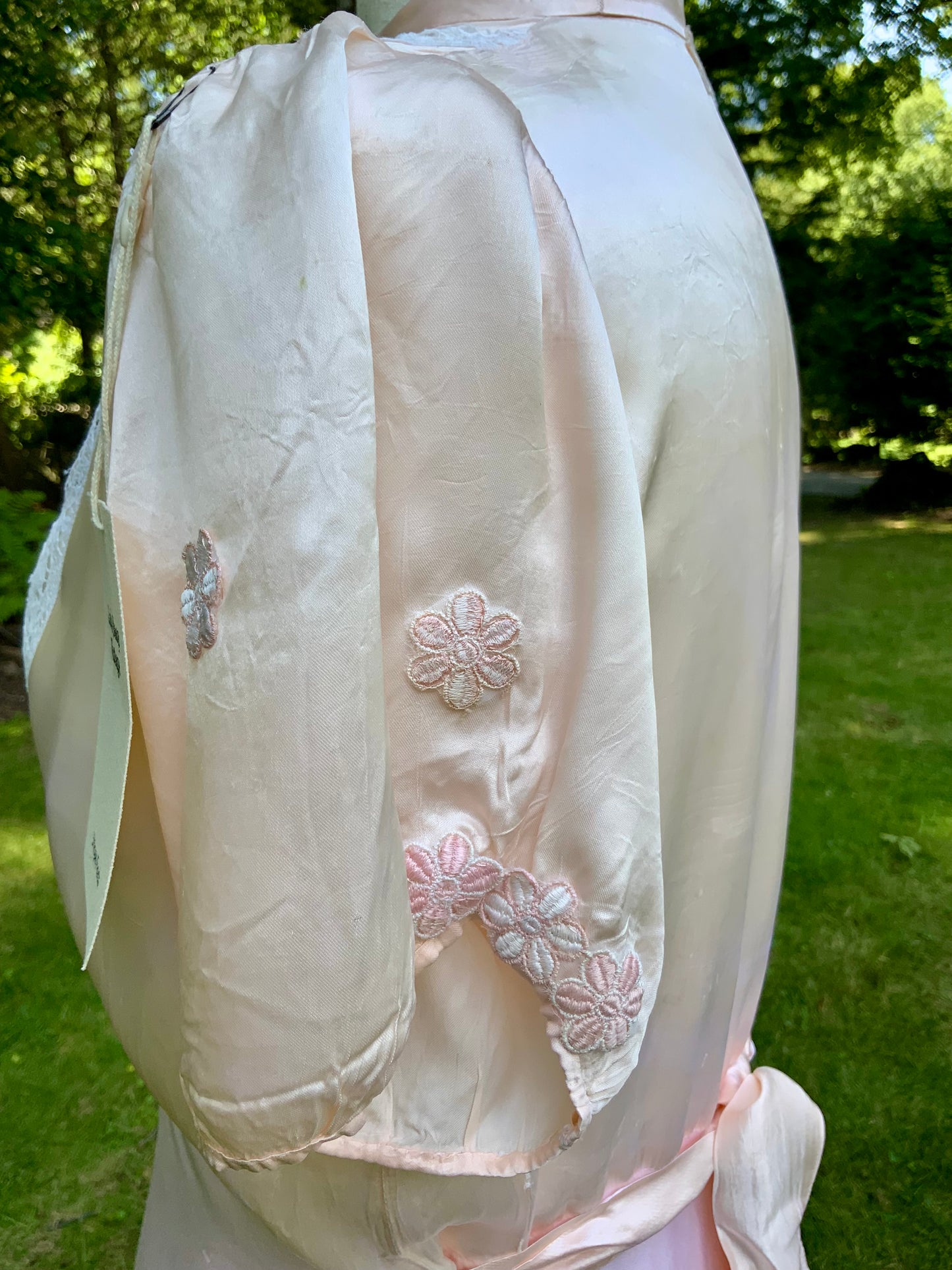 1930s Peach & Blush Silk Nightgown Vintage Boudoir Gown Original Belt Lace Bridal Lingerie Romantic Old Hollywood-30CV