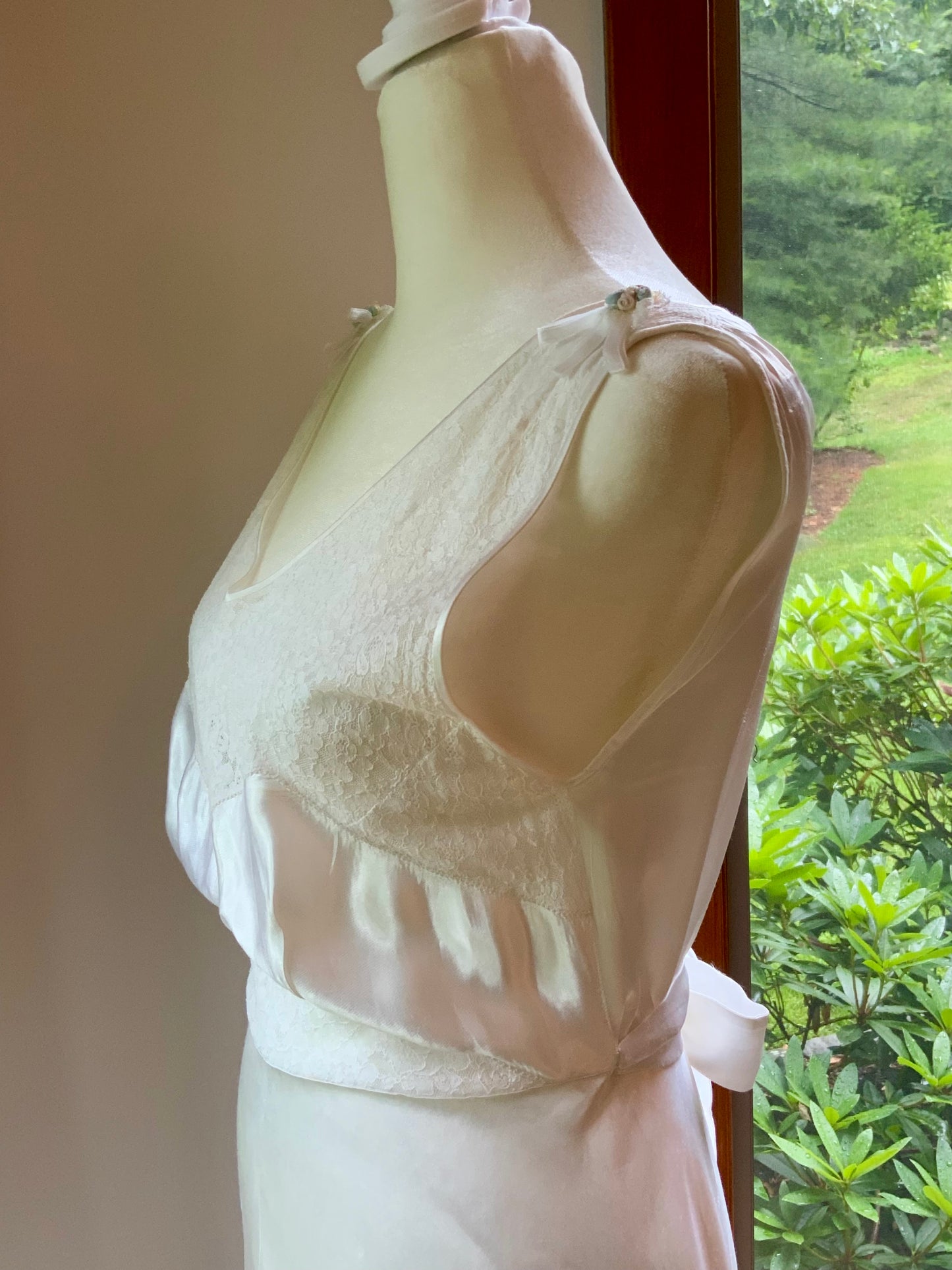1930s Ivory Satin Bridal Lounge Set | Bias Cut Skirt & Lace Blouson Top | Romantic Two-Piece Ensemble