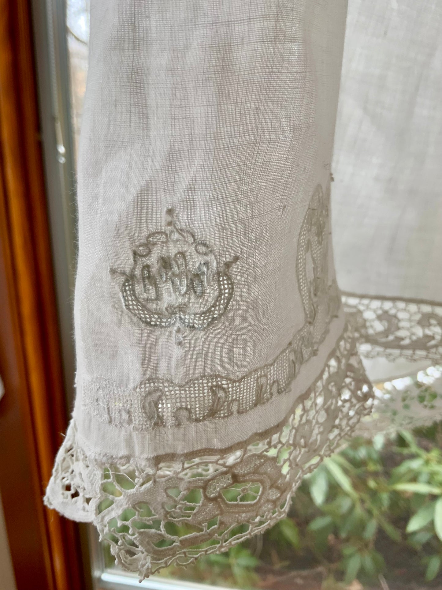 Antique Edwardian Split Bloomers with Hand Embroidered Birds & Monogram – Lace Trim Cotton Batiste Drawers c.1905–1915