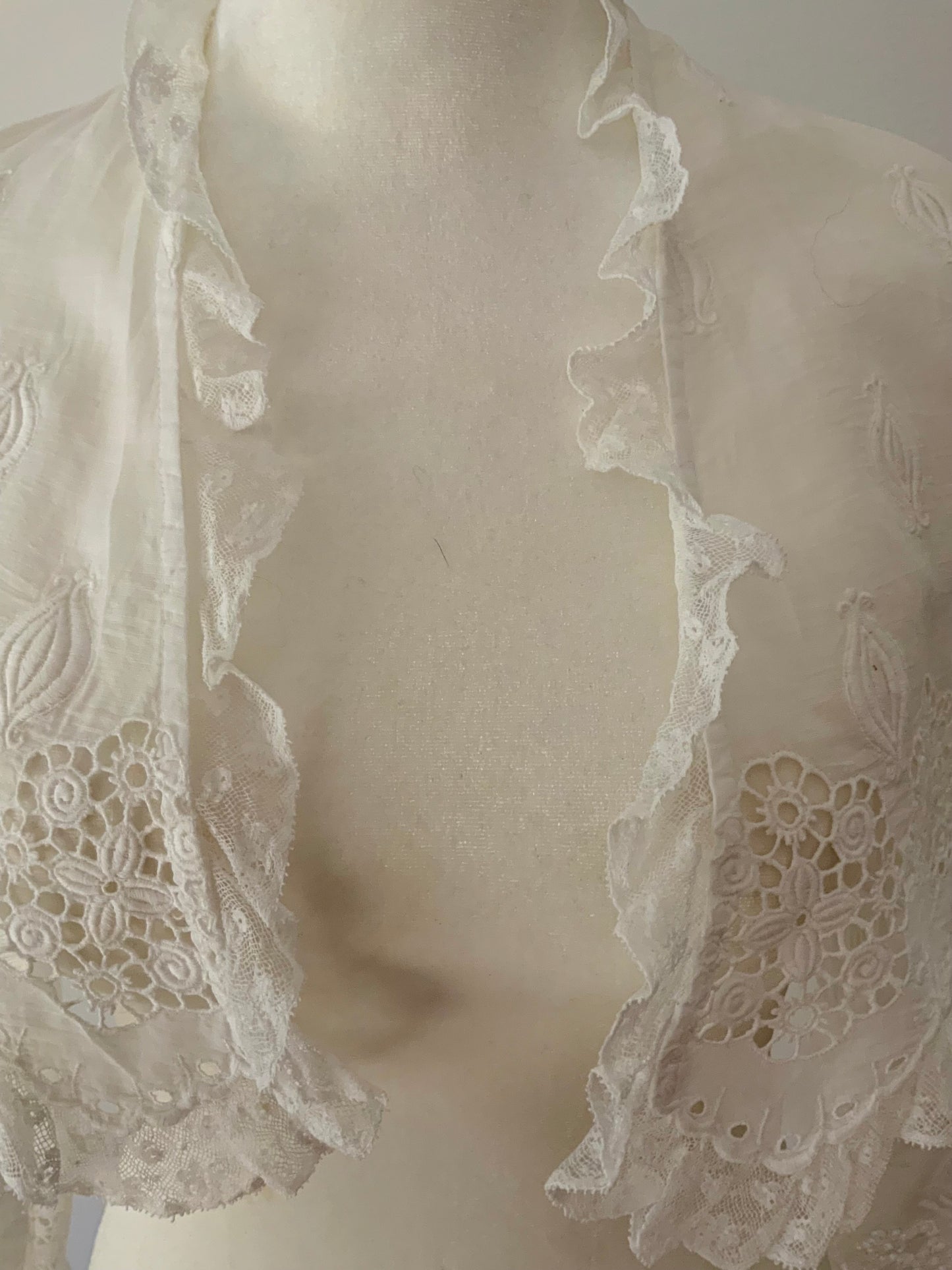 Antique Edwardian Lace Bed Jacket – Whitework Cotton Lingerie Bodice-ED43
