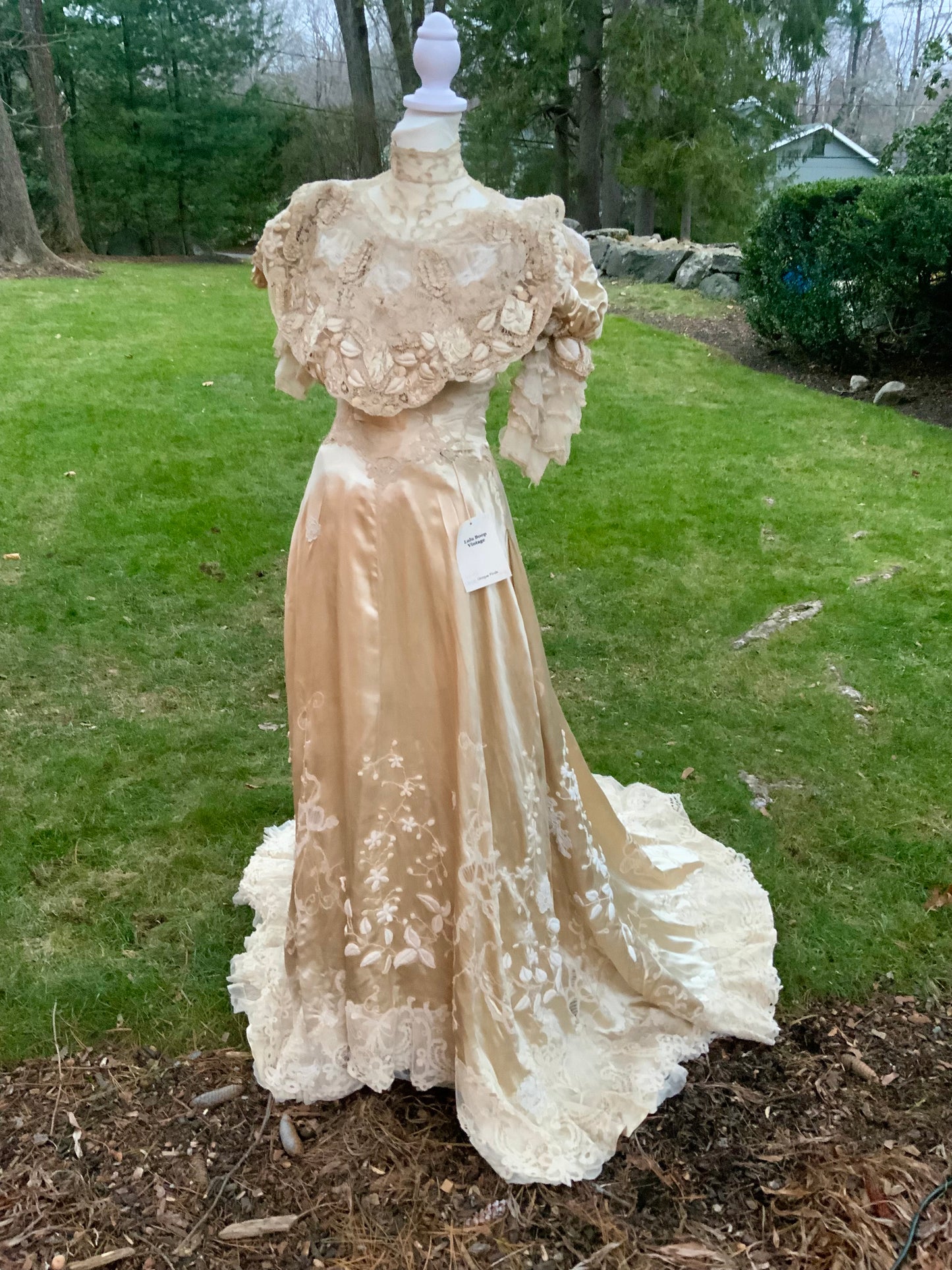 Victorian Silk Wedding Gown - 1890 - VI8