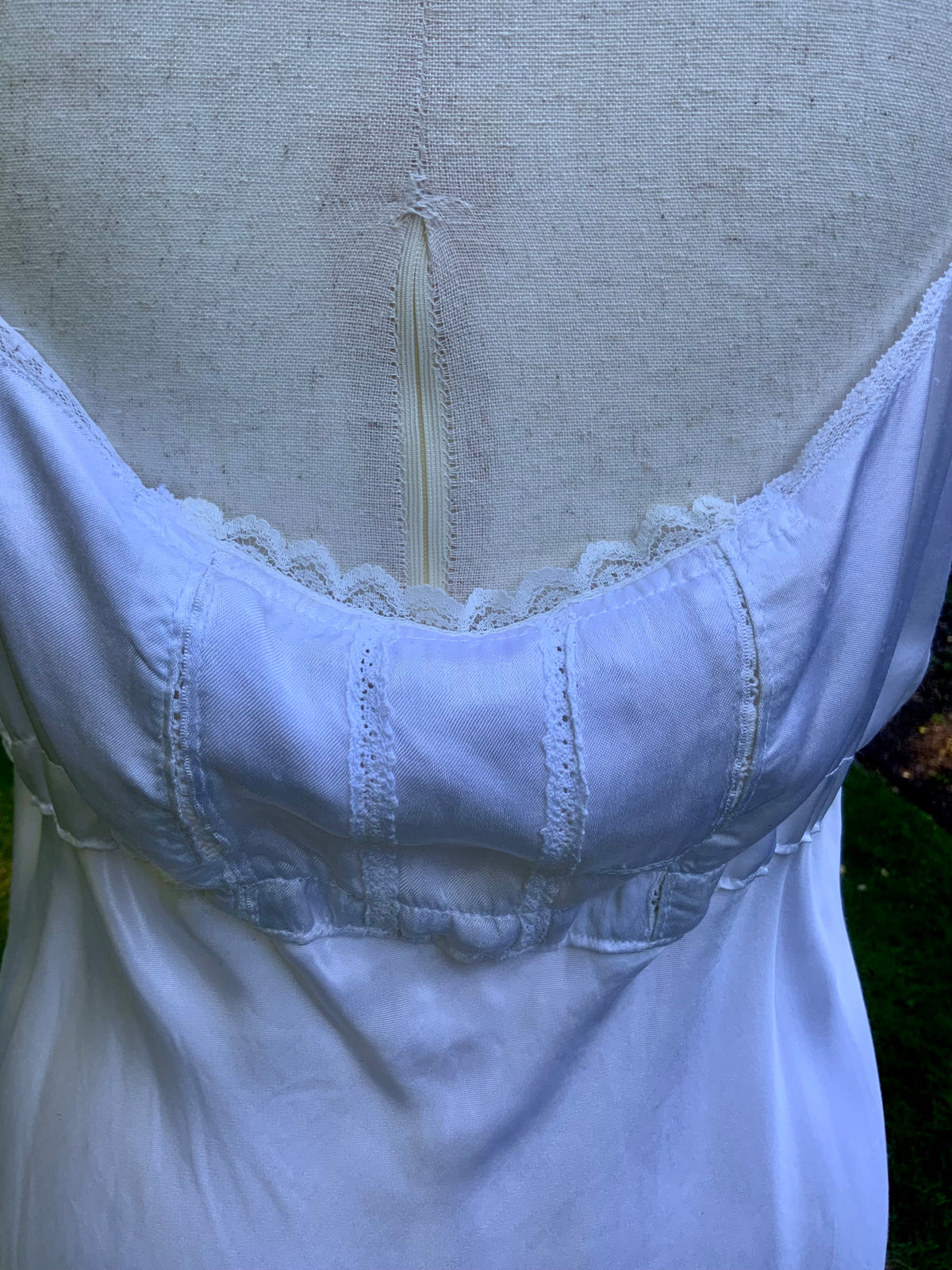 1930s White Satin Slip Dress Bias Cut Bridal Lingerie with Lace and Pleated Bust.40BU
