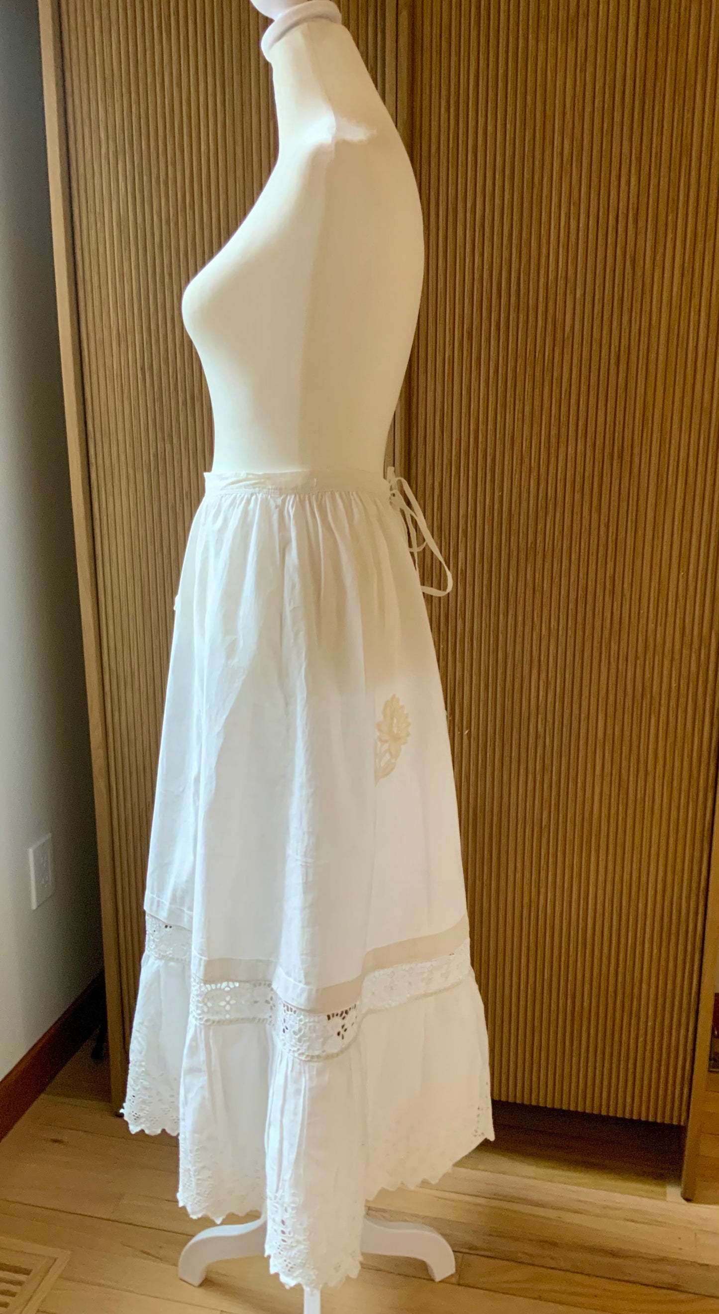 Edwardian White Cotton Petticoat Skirt with Lace Trim | Antique 1910s Tiered Underskirt | Hand Restored-ED76