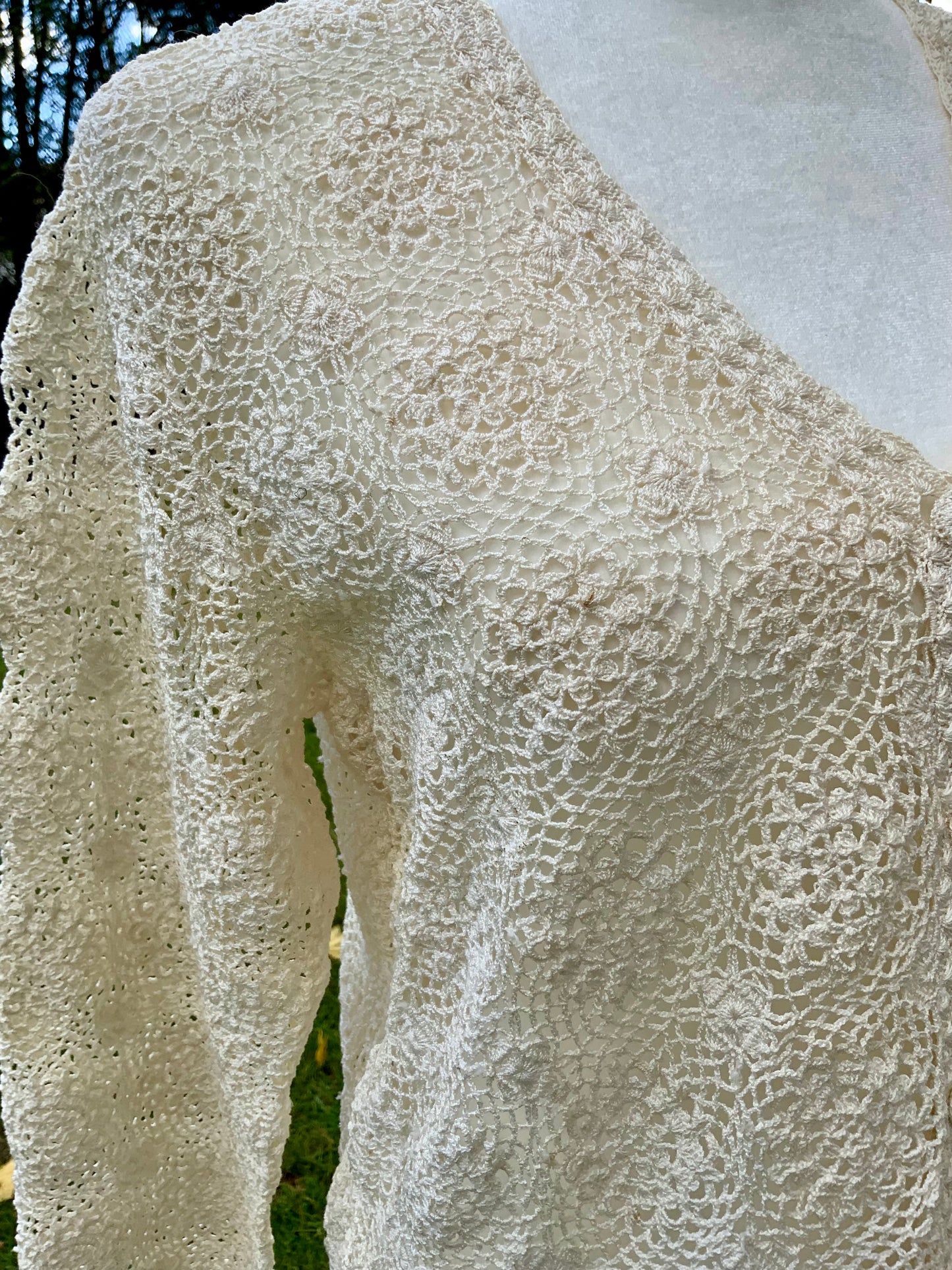 1950s Hand-Crocheted Ivory Lace Cardigan - 50BD