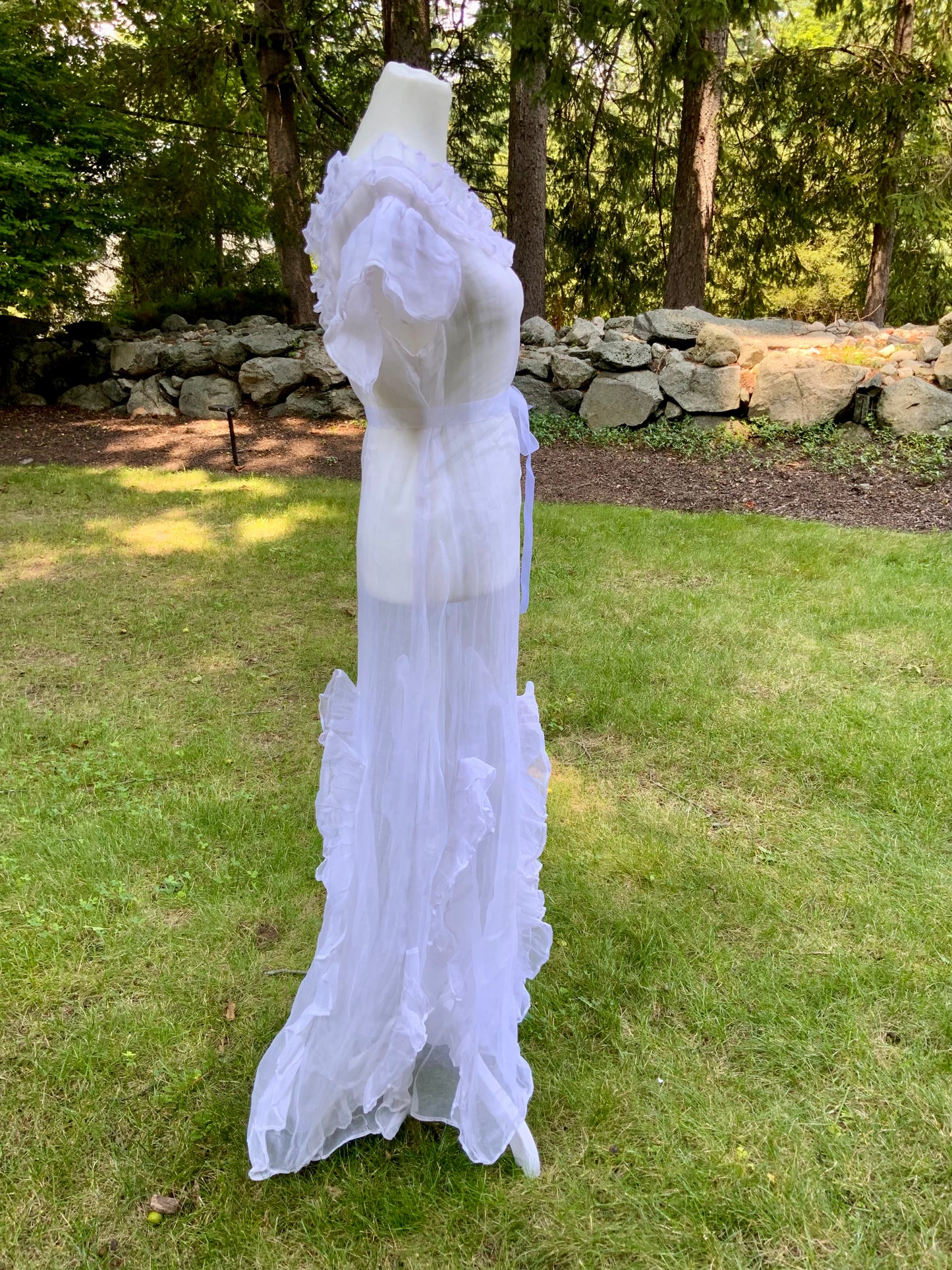 Rare 1930s White Organza Evening Gown.Ethereal Ruffle Hem Formal Dress. Romantic Bridal Gown-30DO