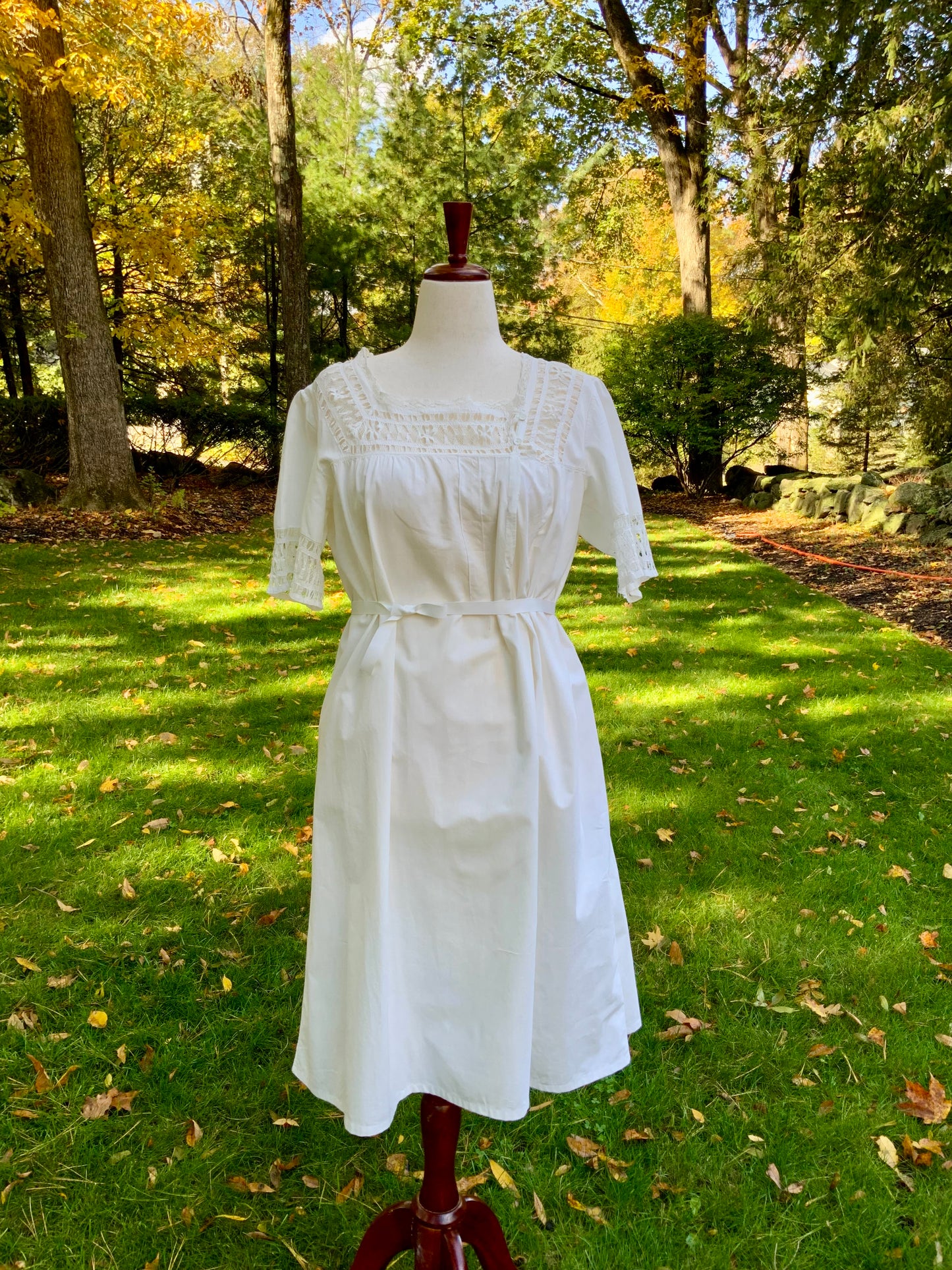 Edwardian White Cotton & Lace Nightgown | Heirloom Vintage  - 1905/1915 - ED21