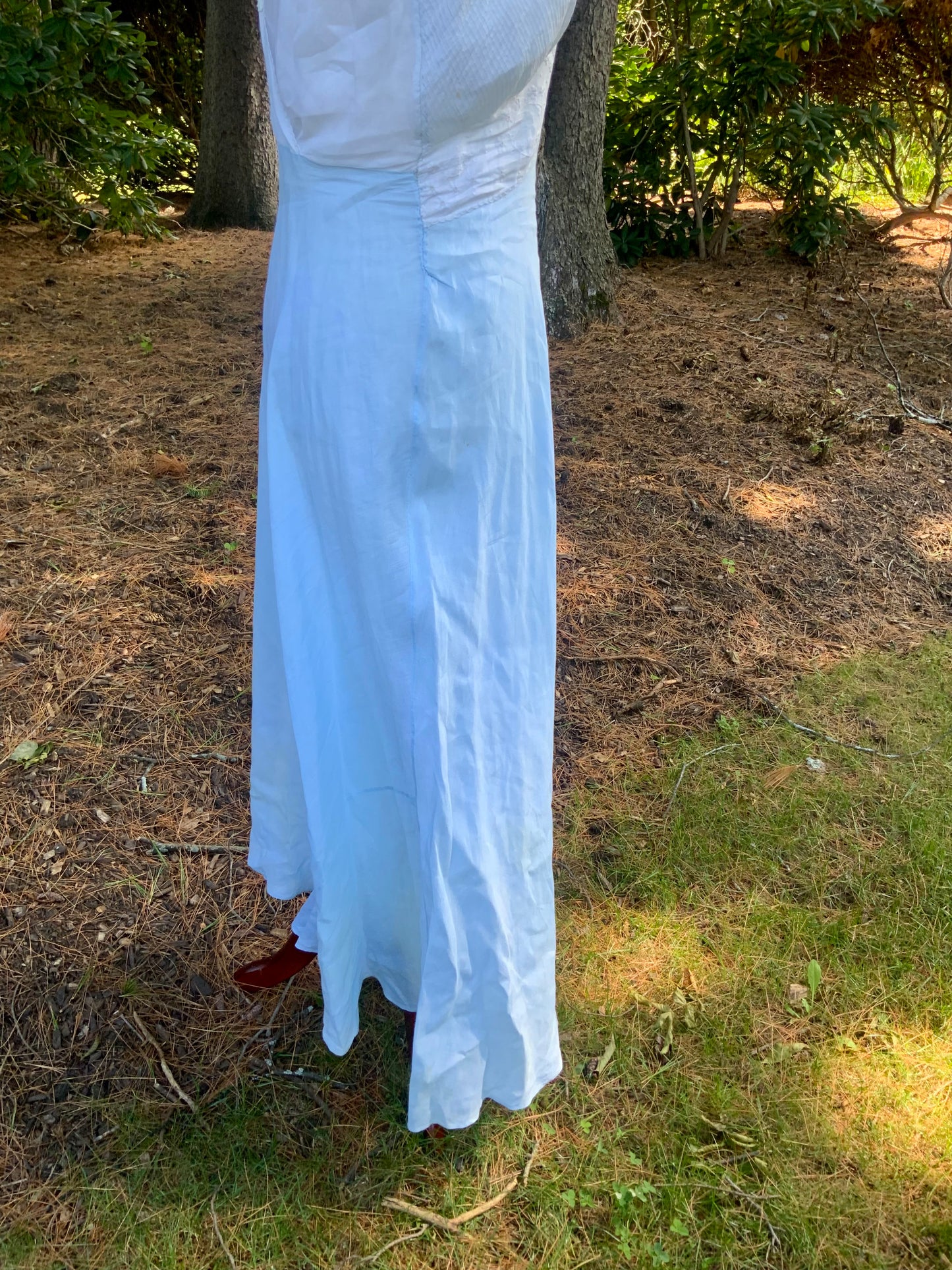 Rare Late 1930s Blue & White Cotton Dress | Embroidered Pintucked Bodice | Bias Cut | Romantic Cottage Dress | Old Hollywood-20AI