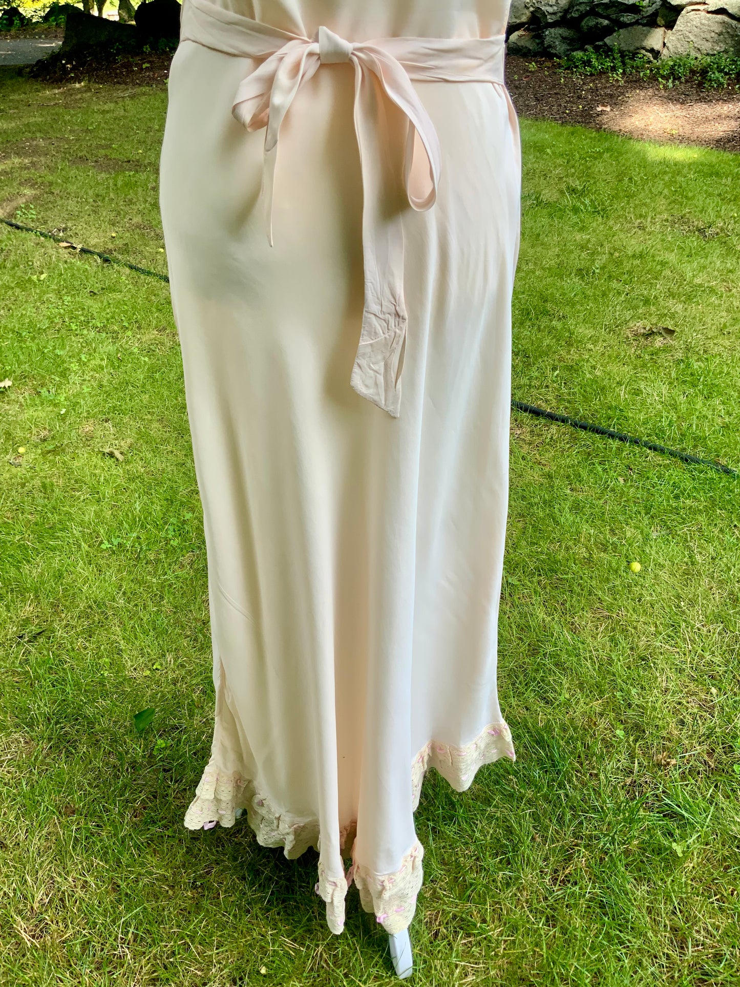 1930s Pale Peach Bias Cut Nightgown. Lace and Ribbonwork Boudoir Gown. Cap Sleeve Satin Lingerie.30CS