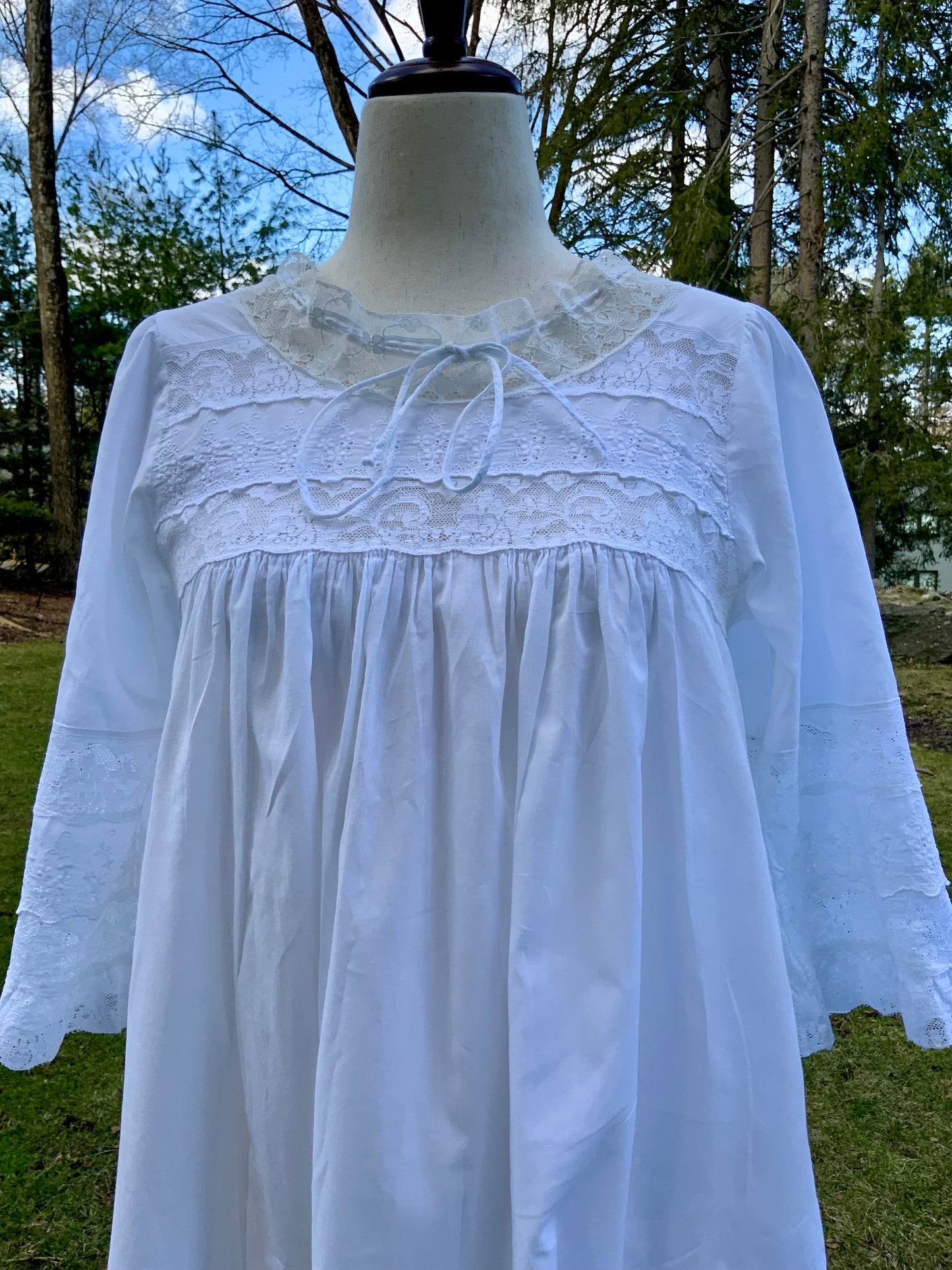Vintage 1970s Christian Dior Lingerie White Cotton Lace Nightgown Dress | Romantic Edwardian Revival-70Z