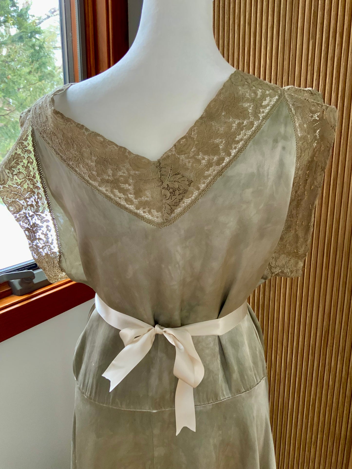 1930s Hand-Dyed Silk Satin Gown with Lace Cap Sleeves - 40AF