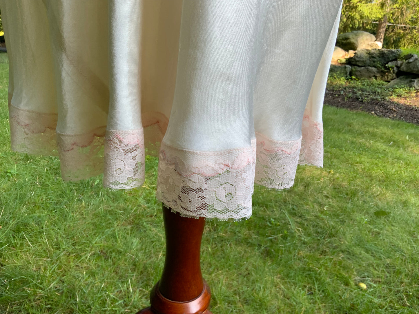 1940s Pink Embroidered Satin Slip Dress. Ivory Lace Lingerie. Romantic Boudoir Gown.40CA