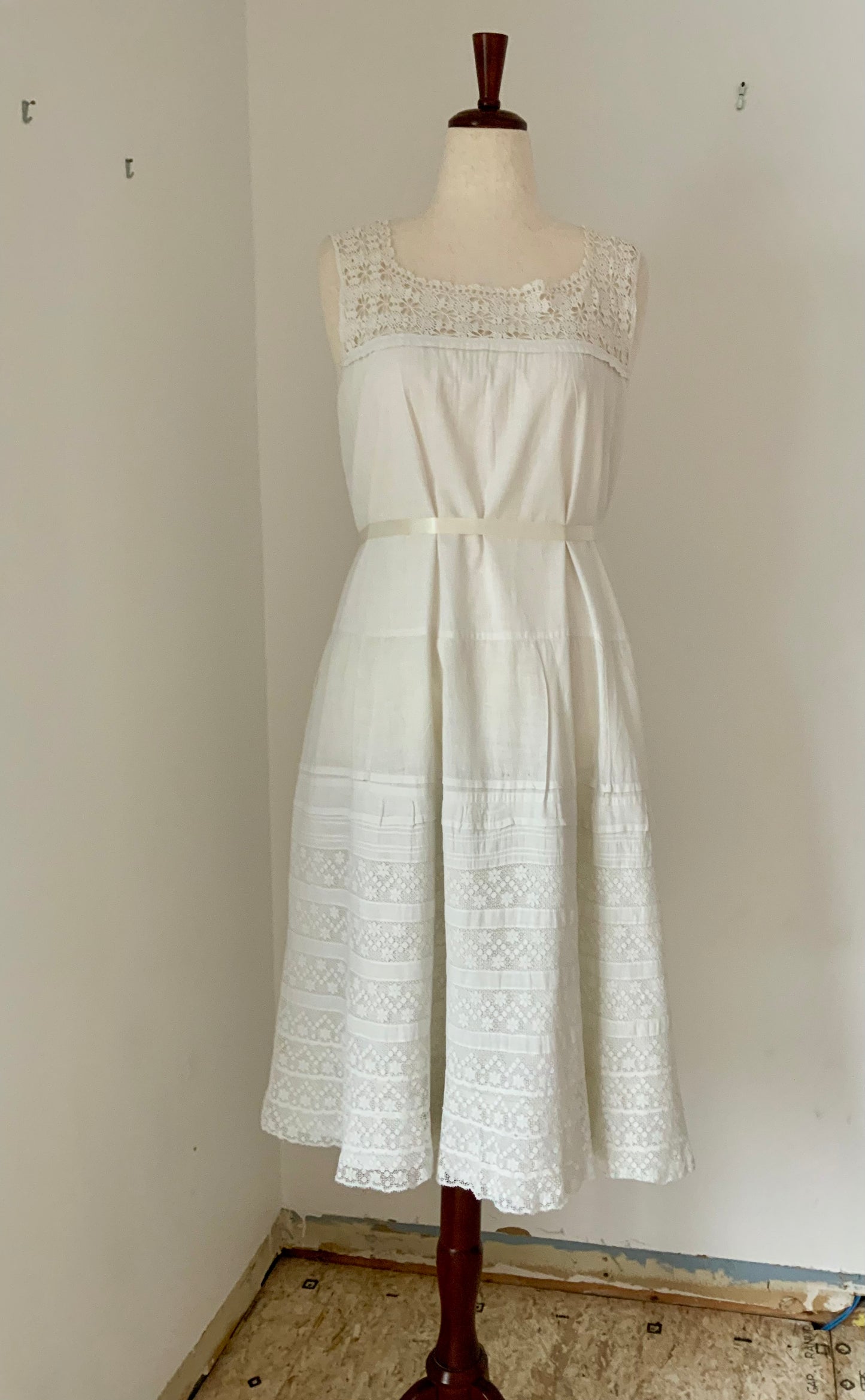 Edwardian White Cotton Lingerie Dress | 1910s Crochet Lace Tea Dress | Antique Summer Bridal Dress-ED55