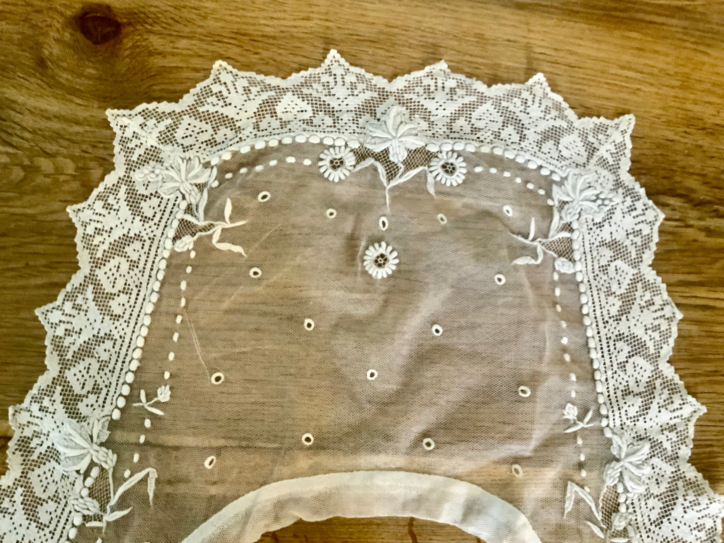 Filet Lace Collar - 1900