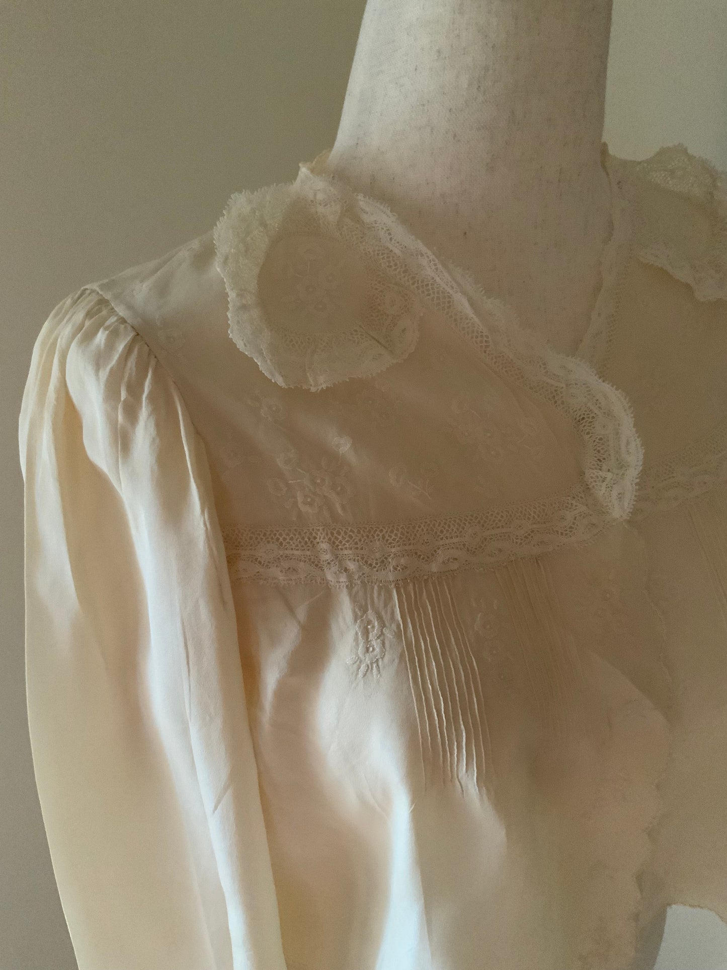 Silk Bed Jacket - Embellished - 20s