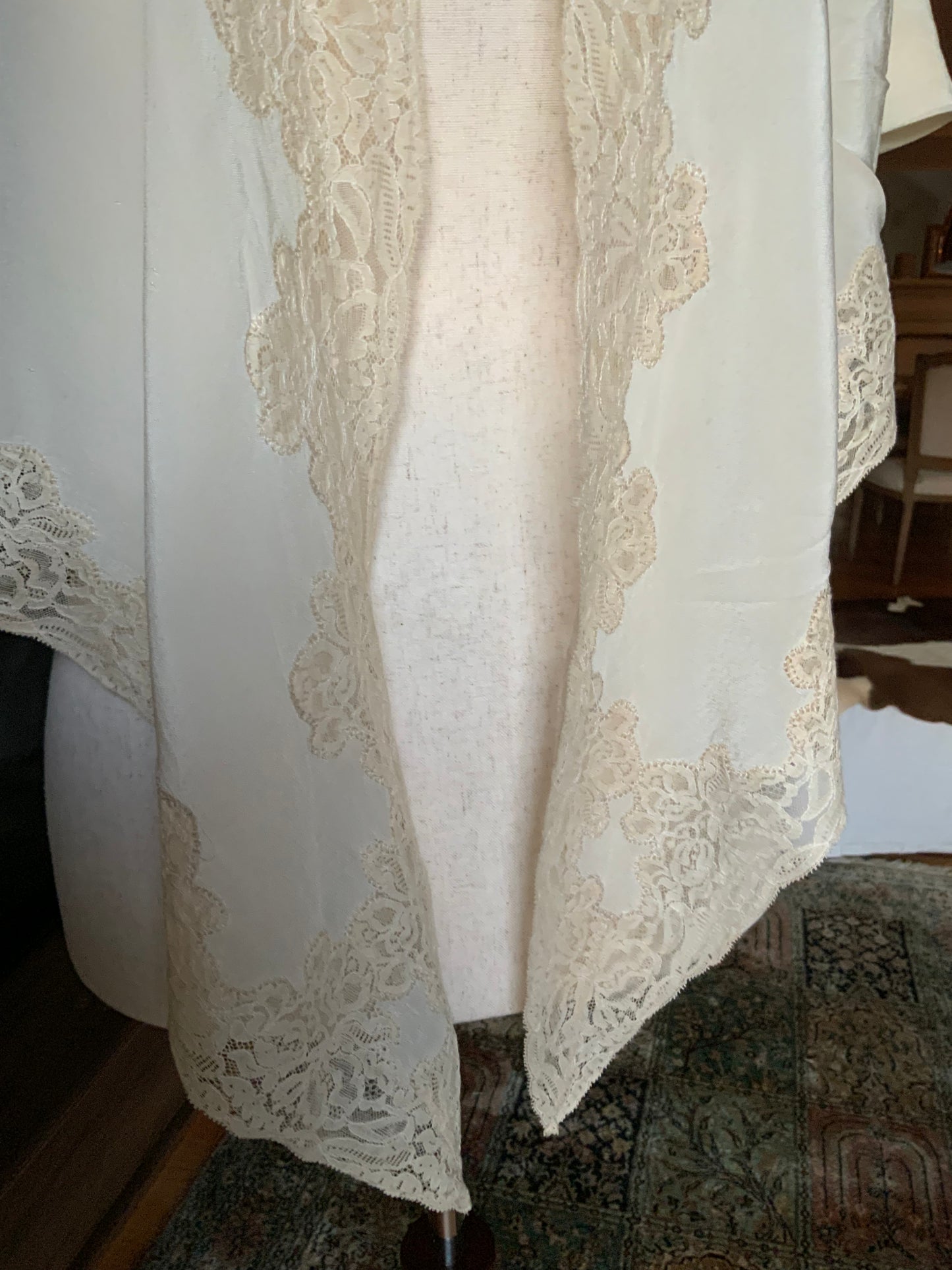 Pure Silk Bed Jacket - Rare - 20s